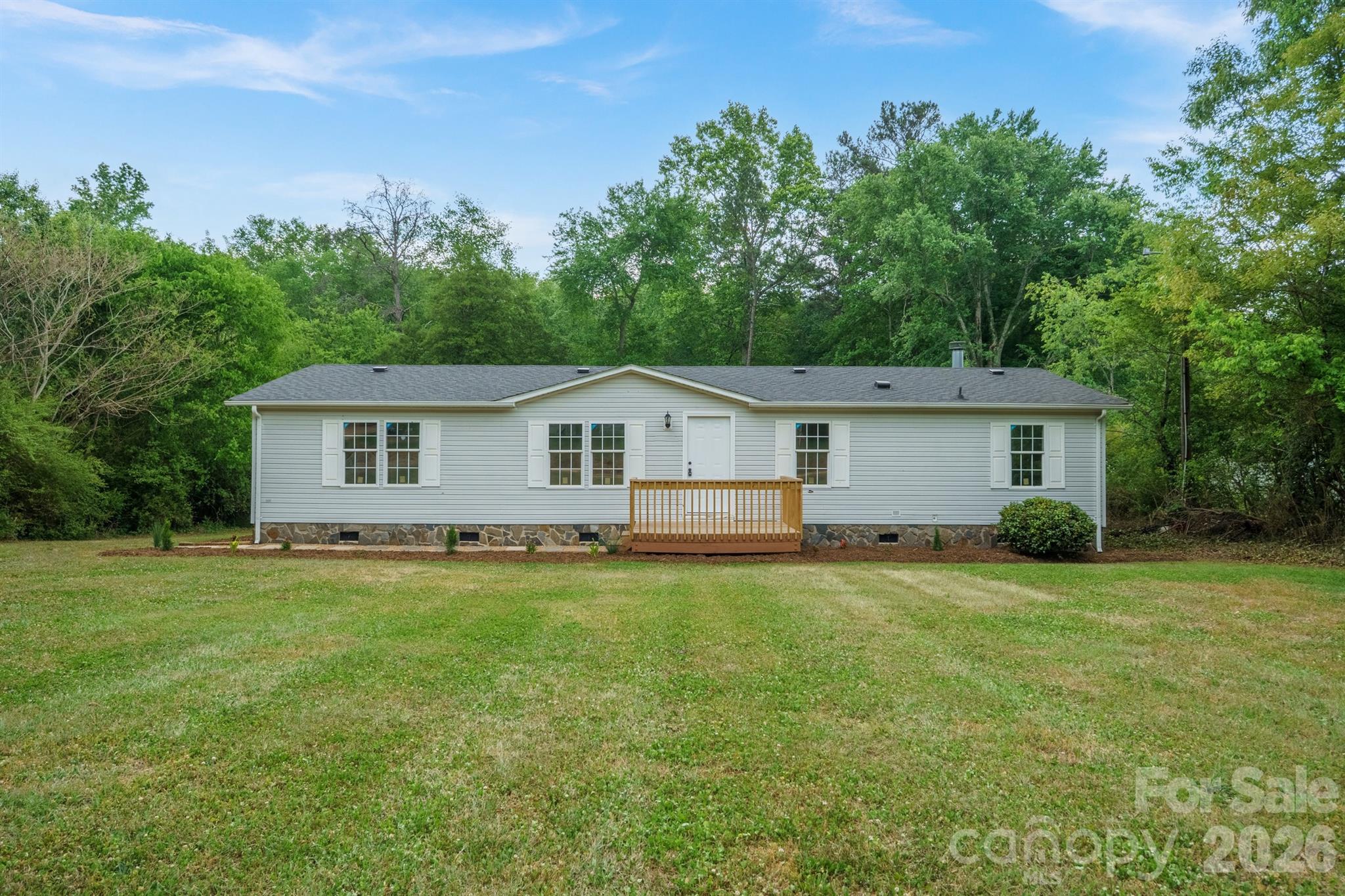 2780 Orangewood Lane — Newton