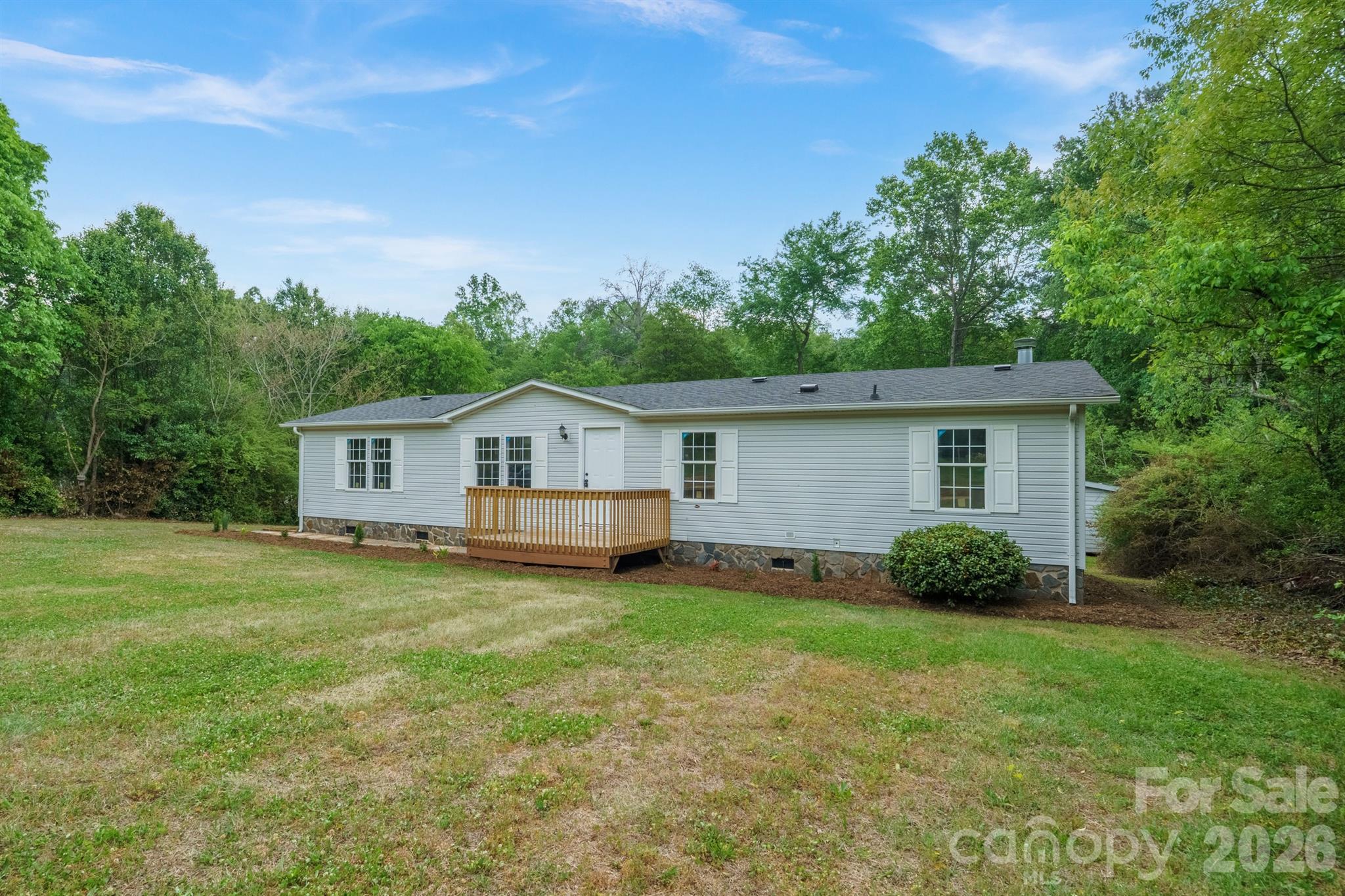2780 Orangewood Lane — Newton
