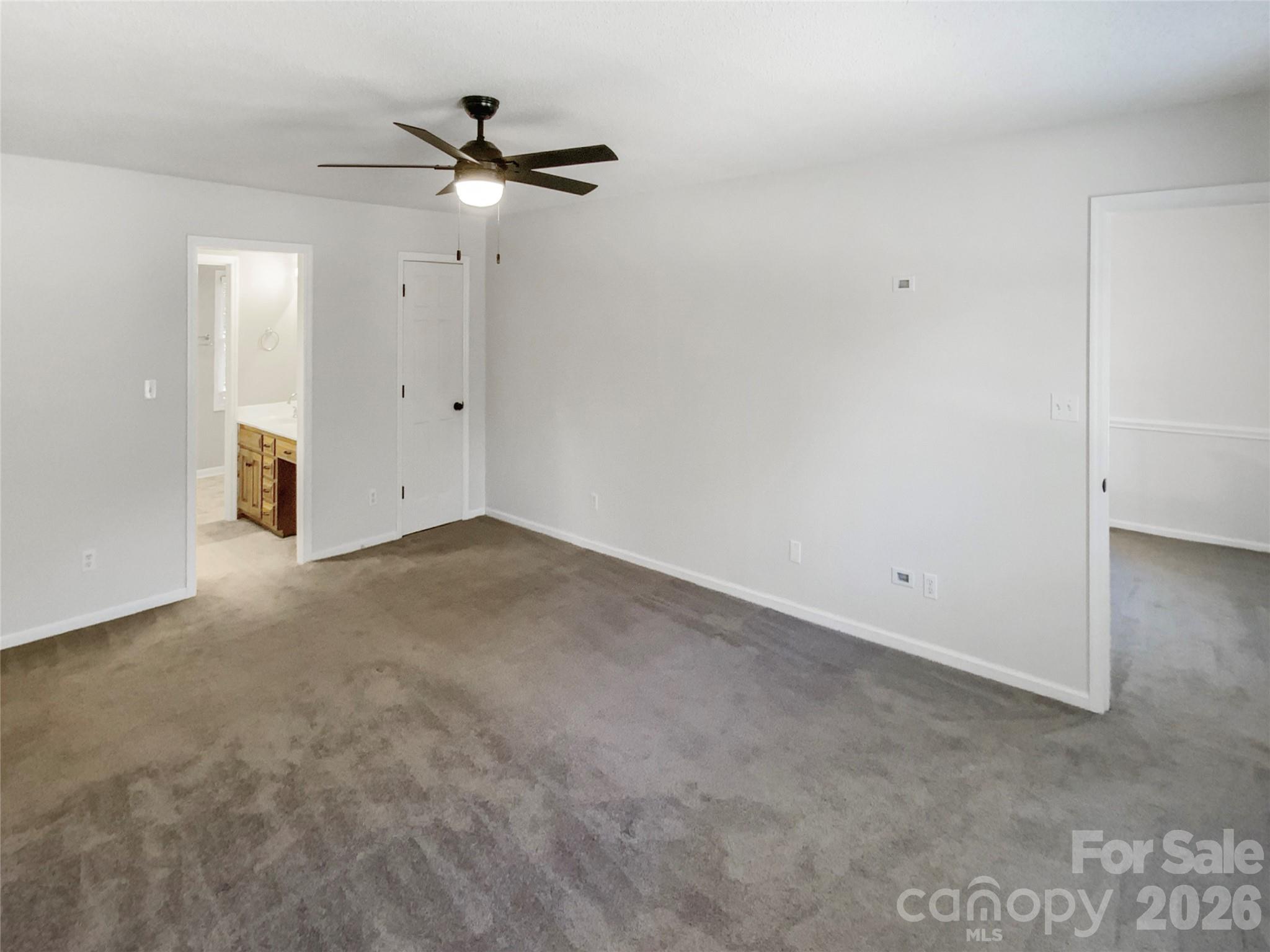 561 Briarwood Lane — Lancaster