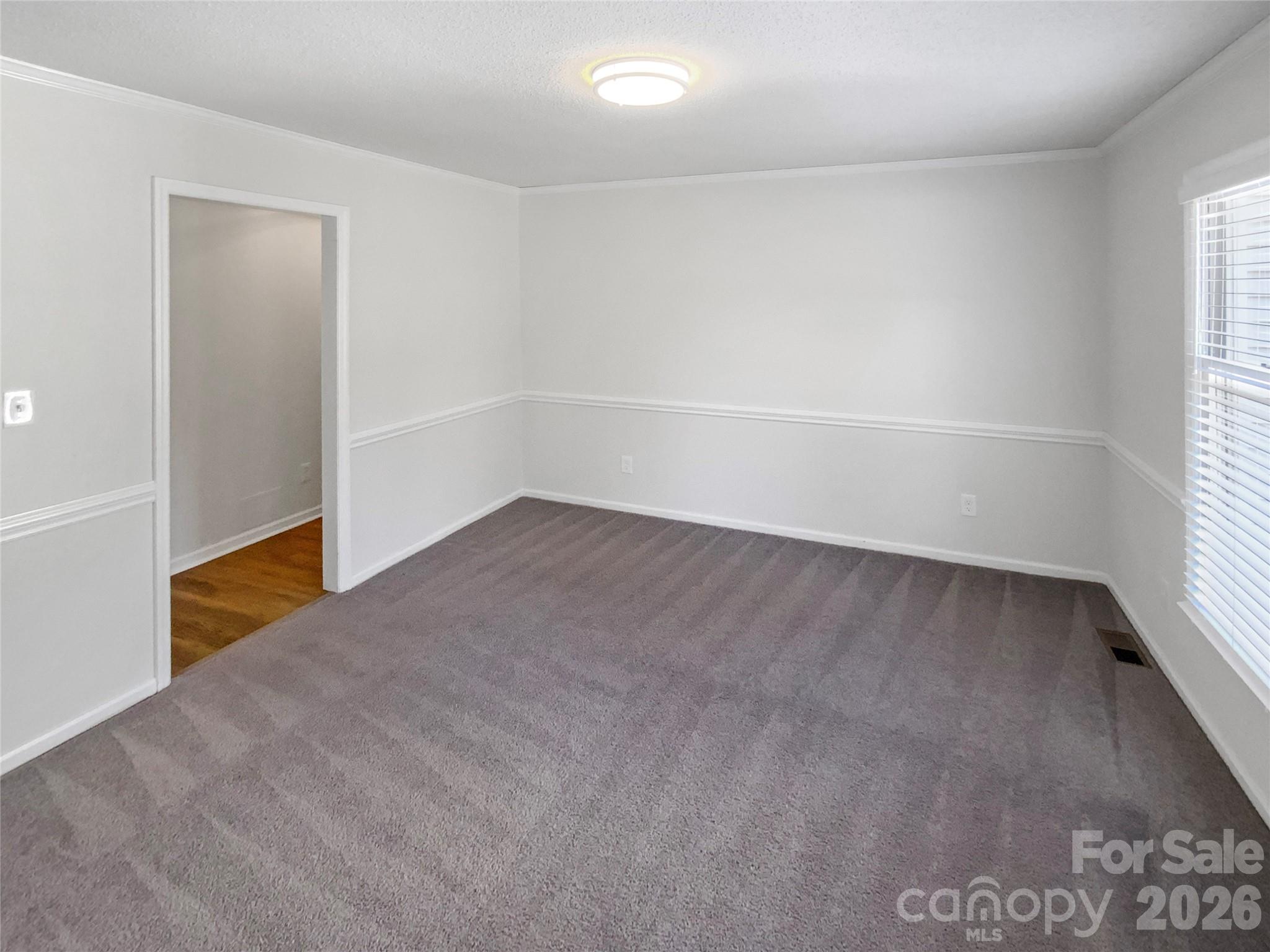 561 Briarwood Lane — Lancaster