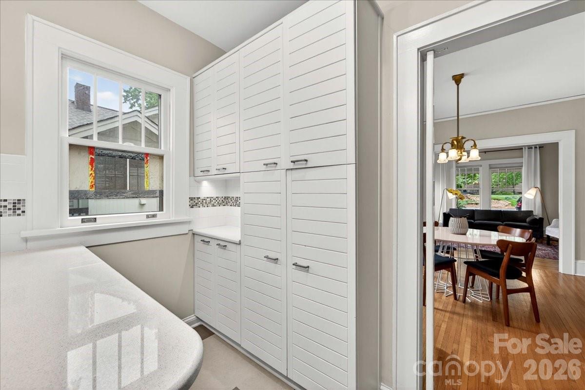 2208 E Fifth Street — Charlotte