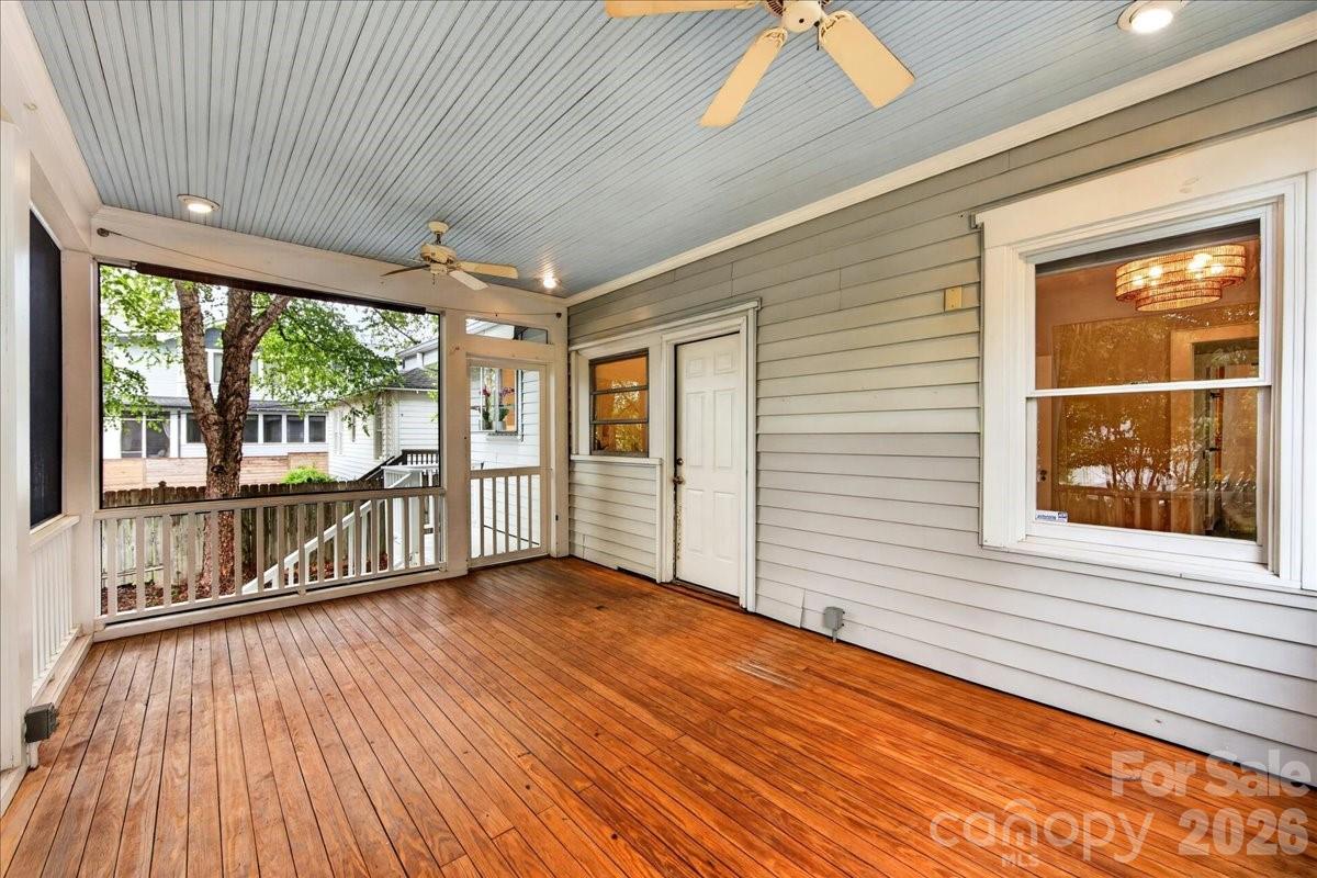 2208 E Fifth Street — Charlotte