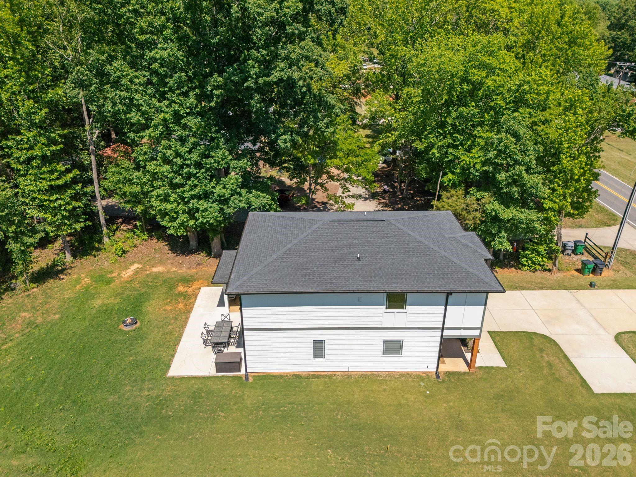 8925 Harrisburg Road — Charlotte