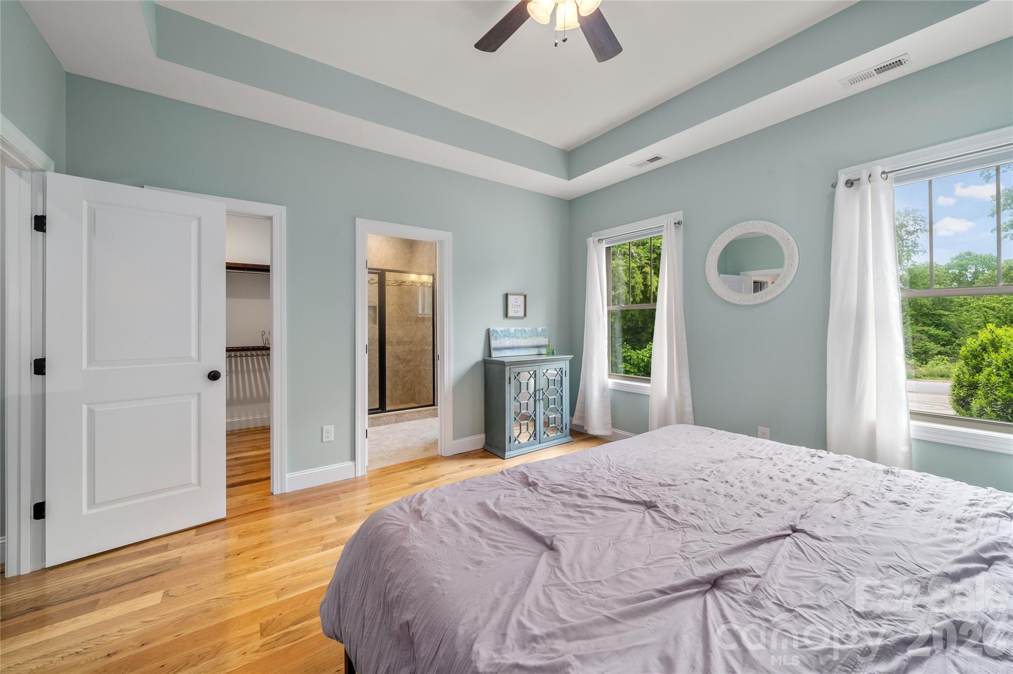 221 Courtland Place — Asheville