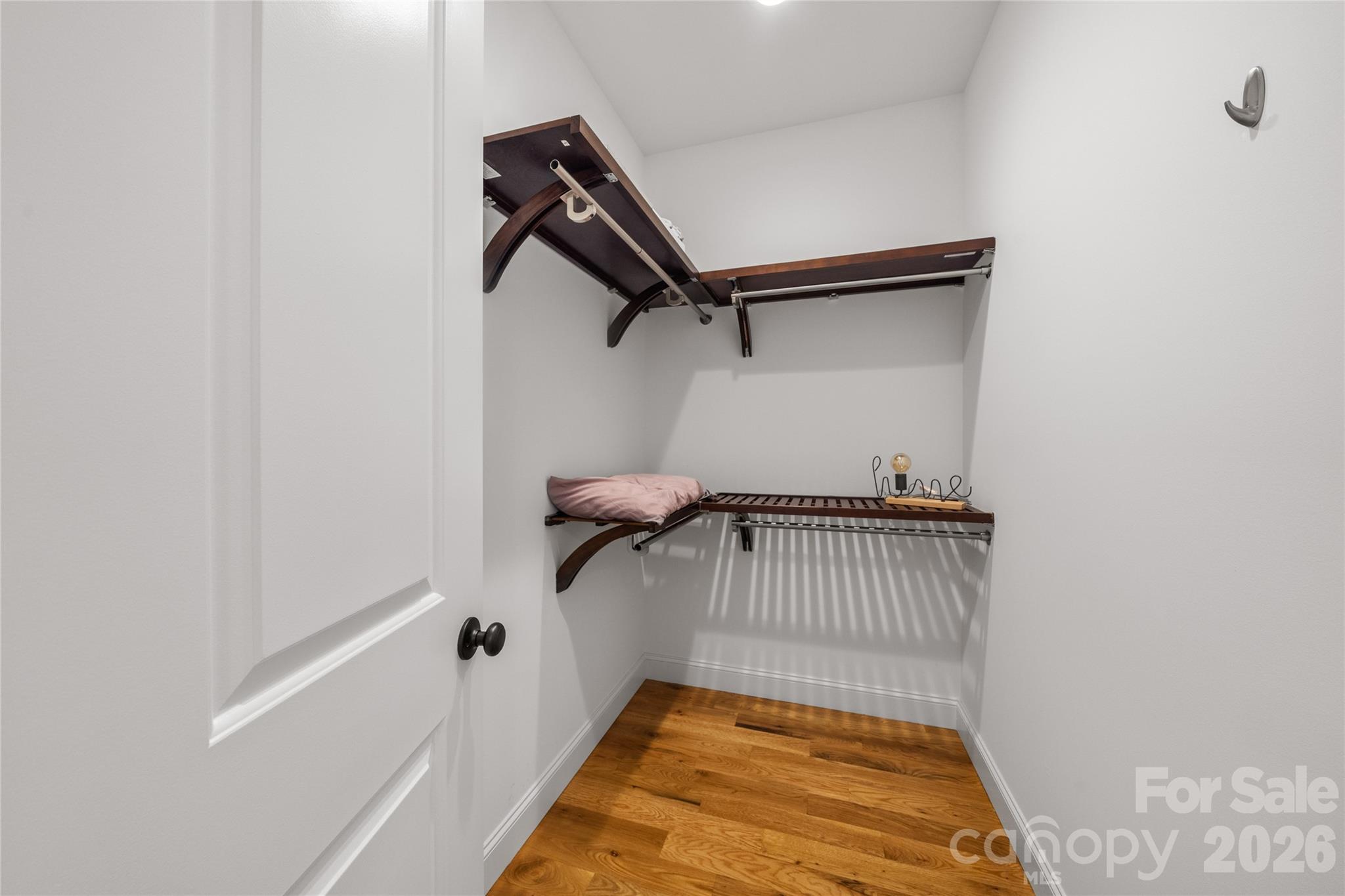 221 Courtland Place — Asheville