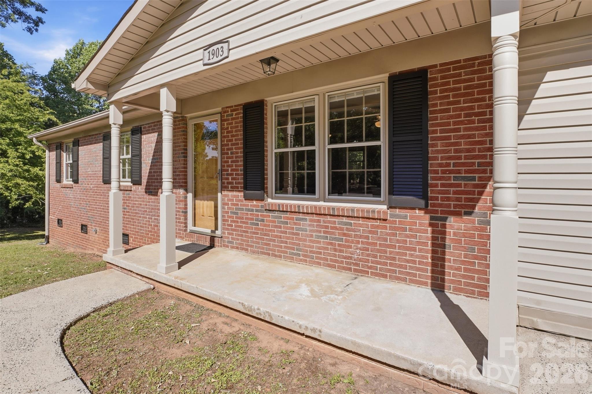 1903 Robyn Avenue — Shelby