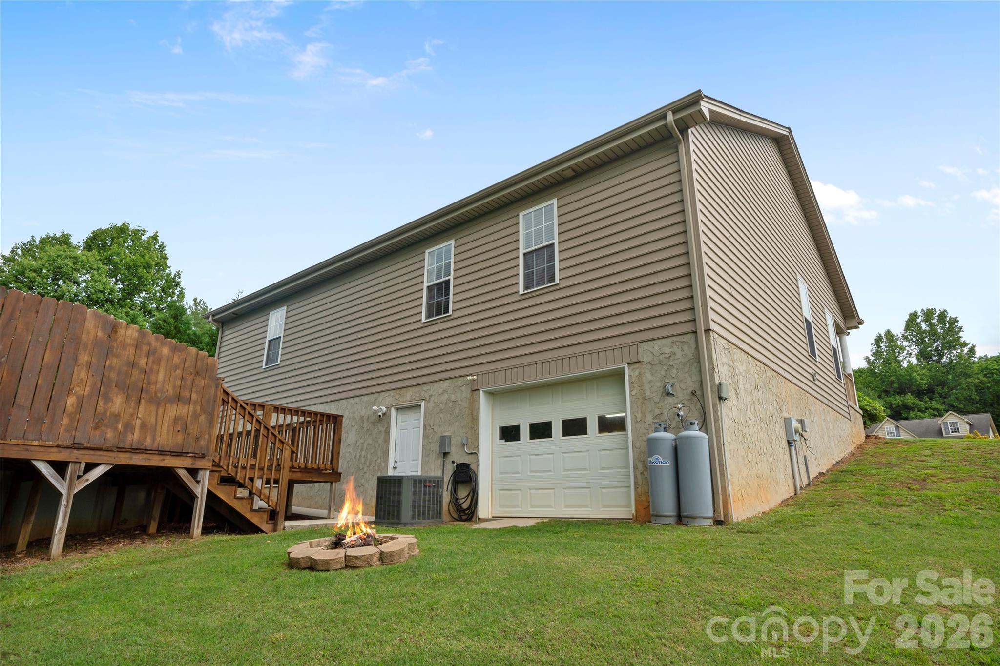 3933 Rocky Brook Place — Lenoir