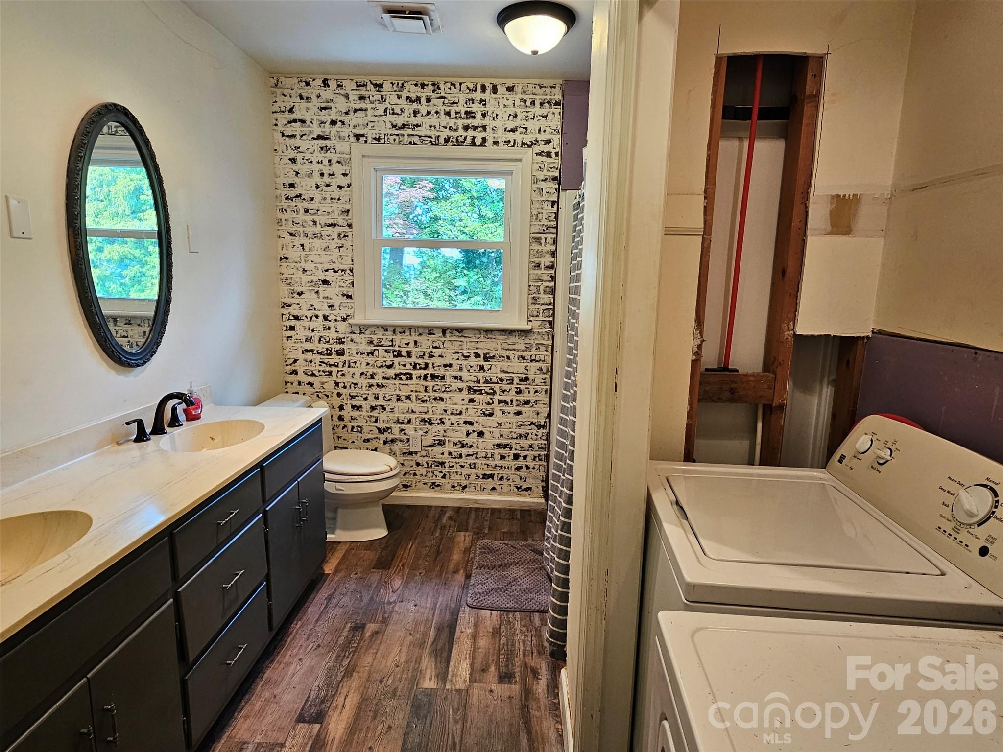 5136 Sherrill Drive — Granite Falls