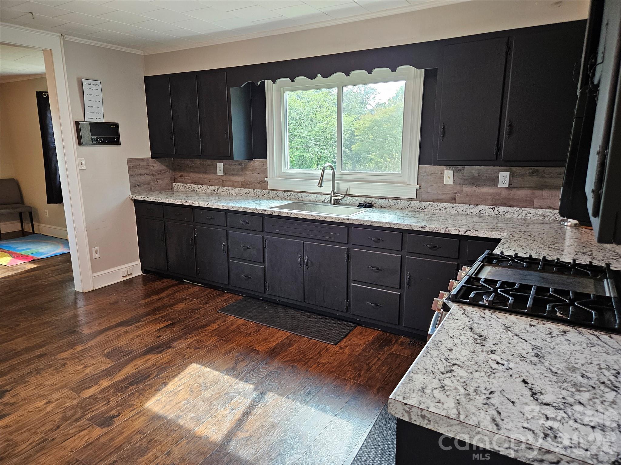 5136 Sherrill Drive — Granite Falls