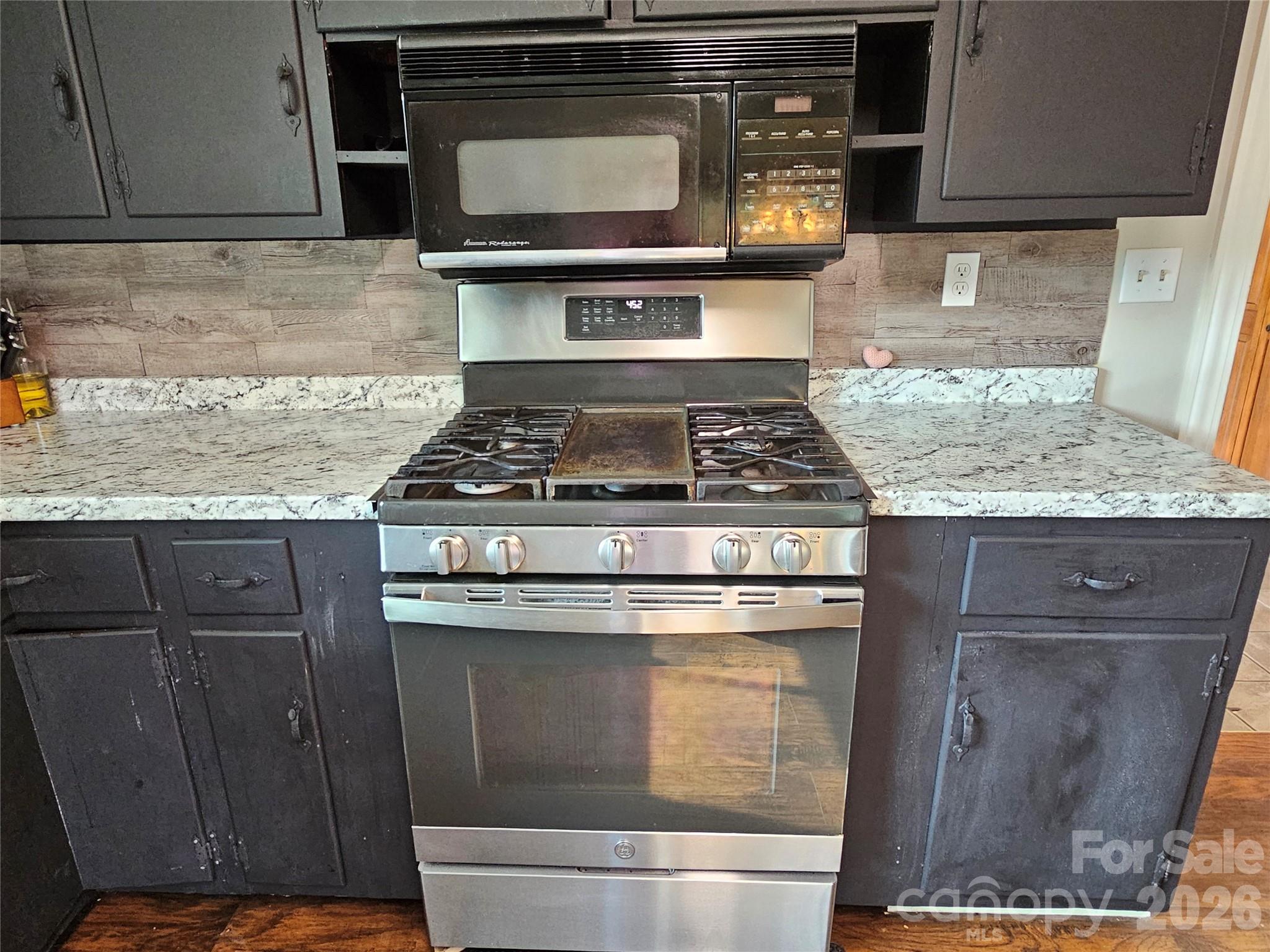 5136 Sherrill Drive — Granite Falls