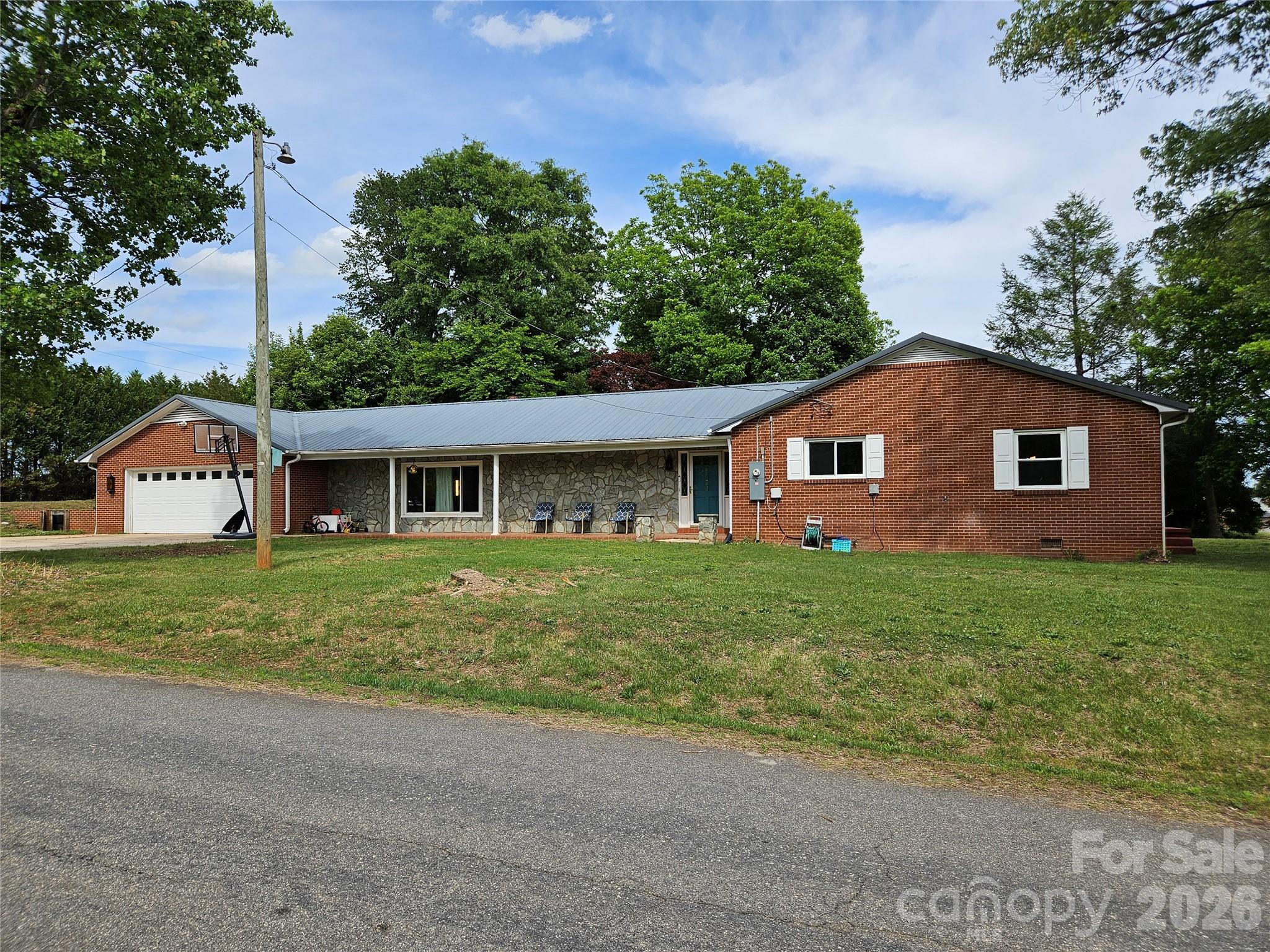 5136 Sherrill Drive — Granite Falls