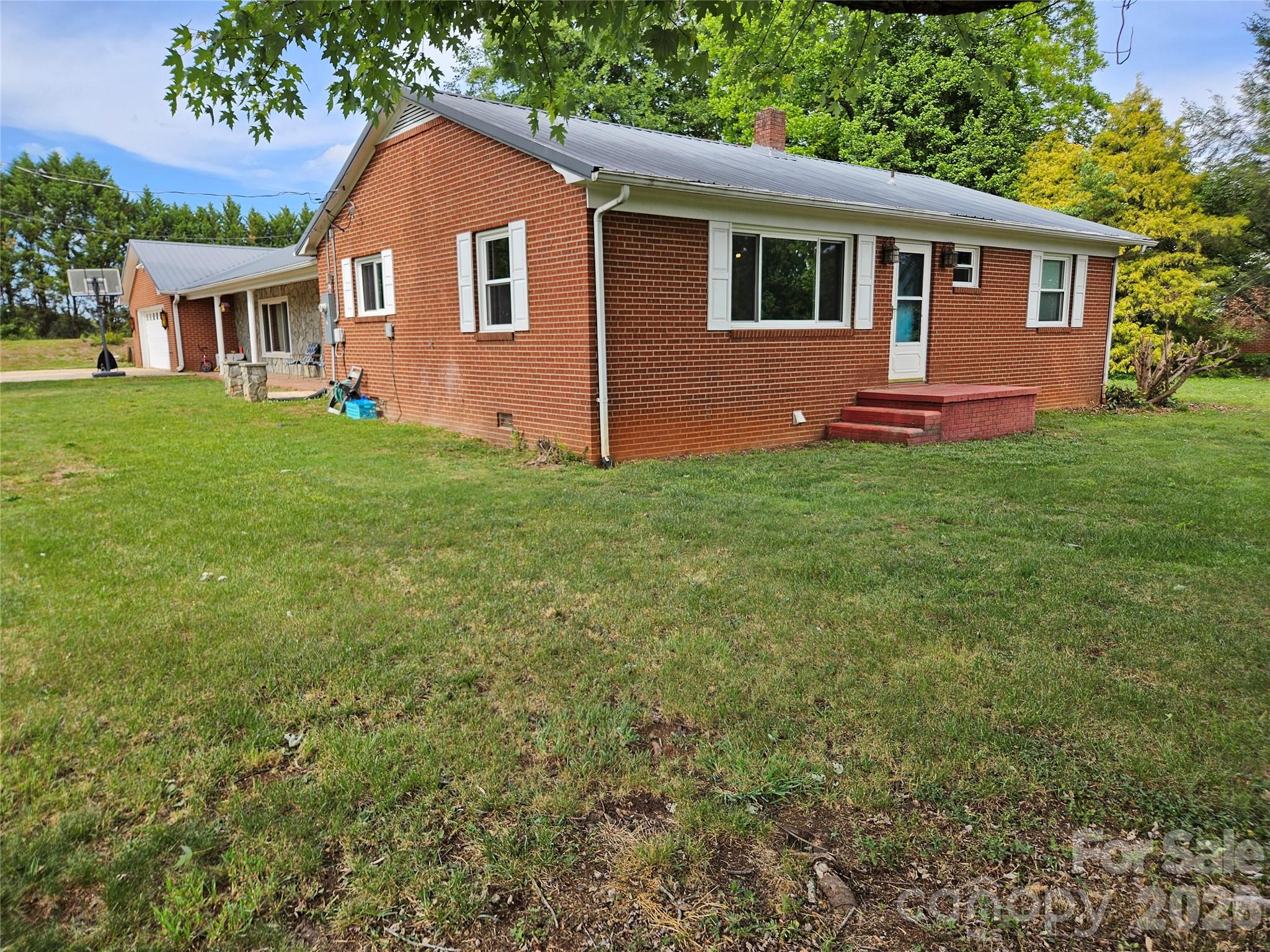 5136 Sherrill Drive — Granite Falls