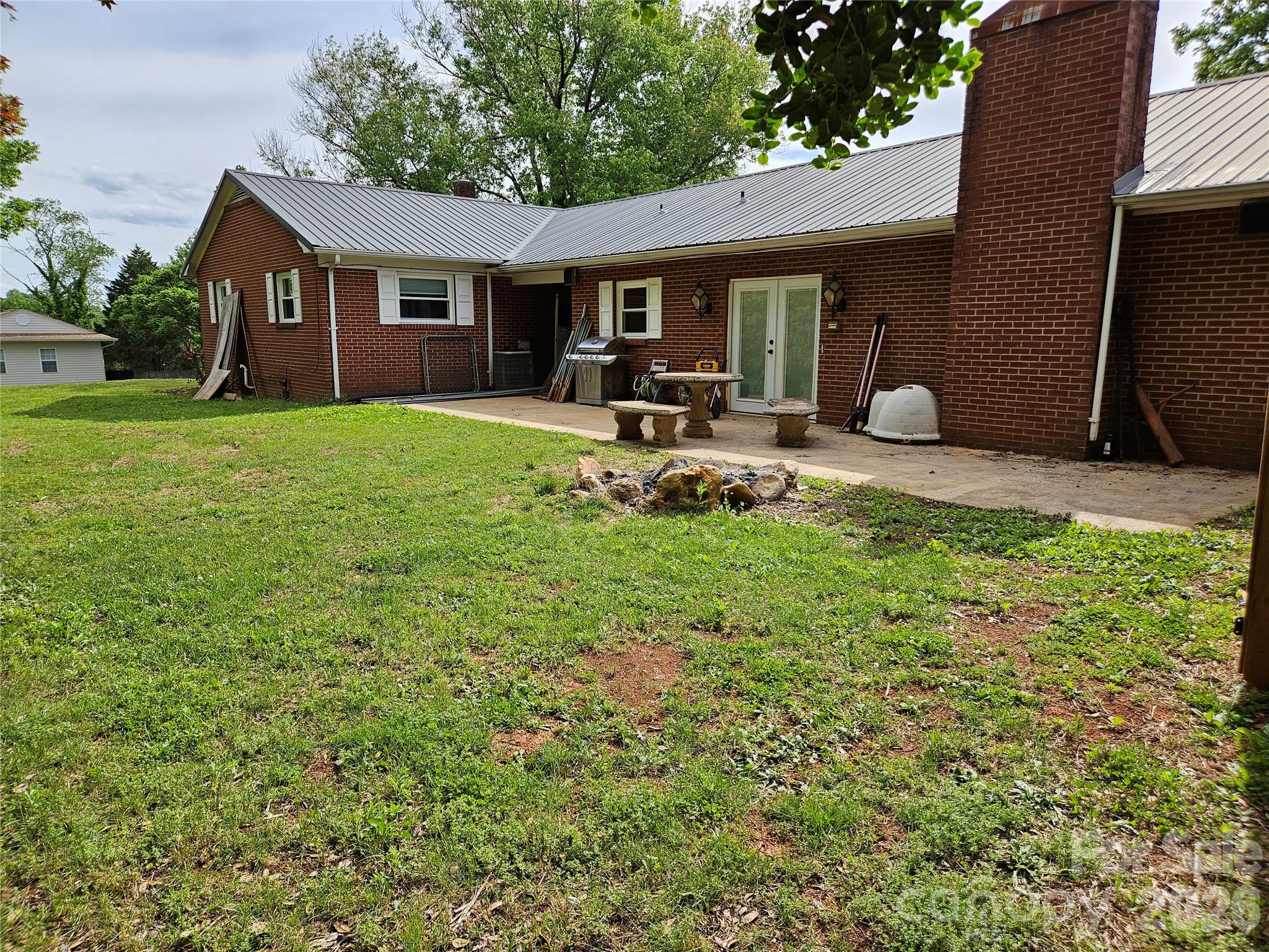 5136 Sherrill Drive — Granite Falls