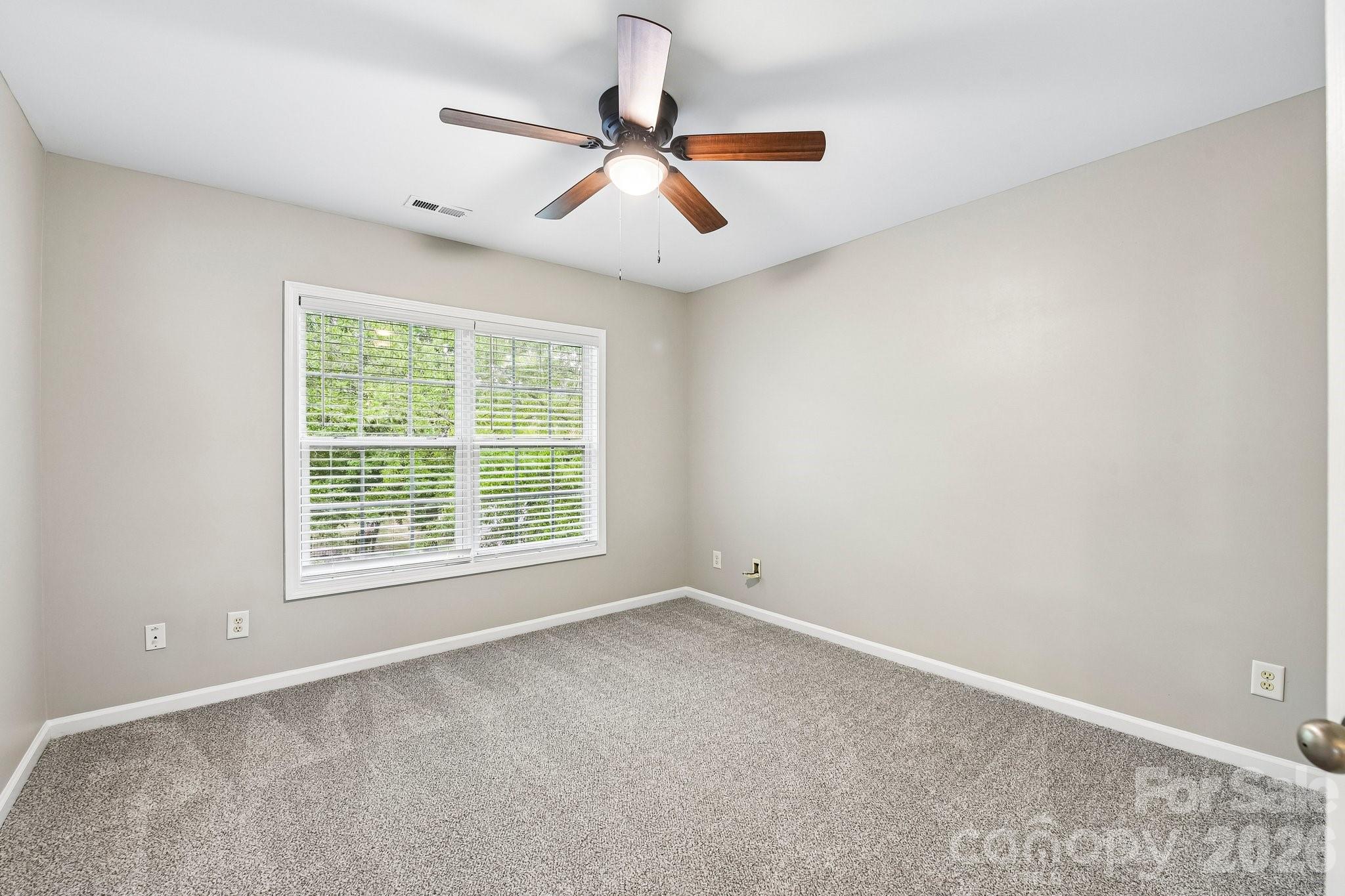 10149 Barrands Lane — Charlotte