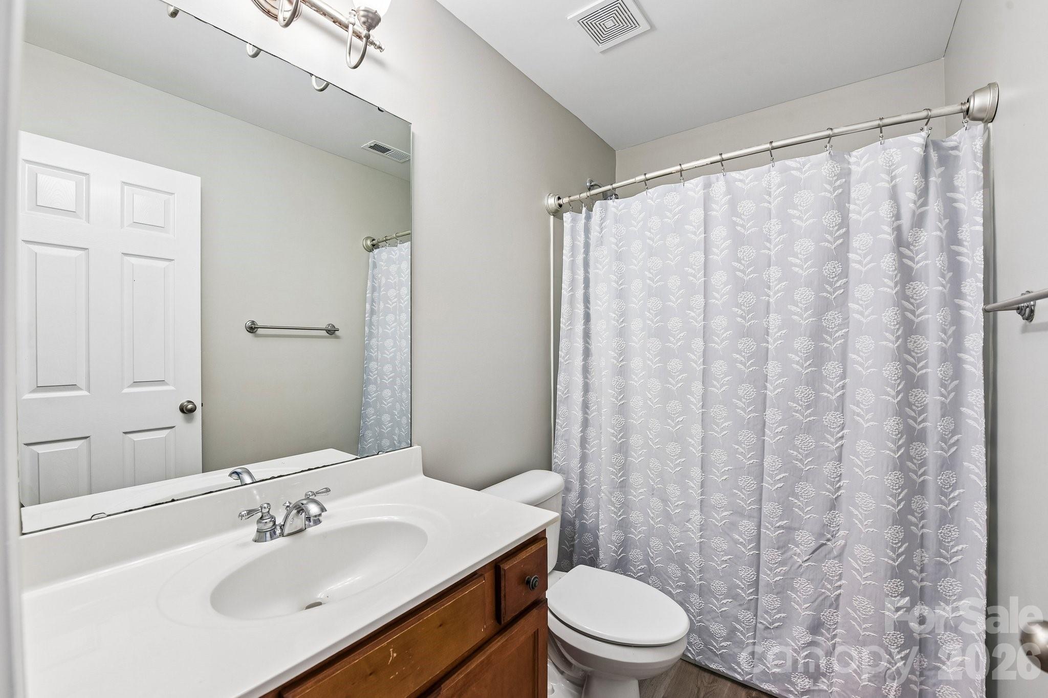 10149 Barrands Lane — Charlotte