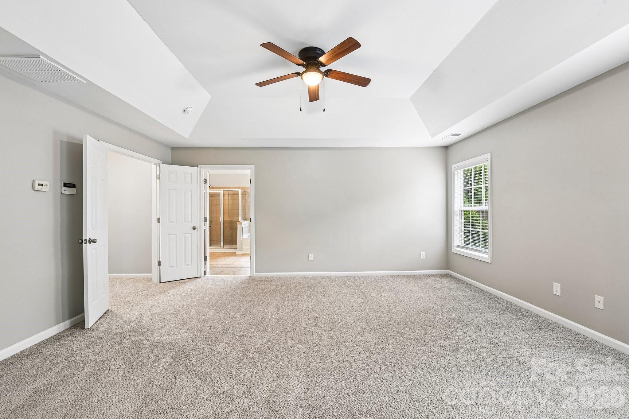 10149 Barrands Lane — Charlotte