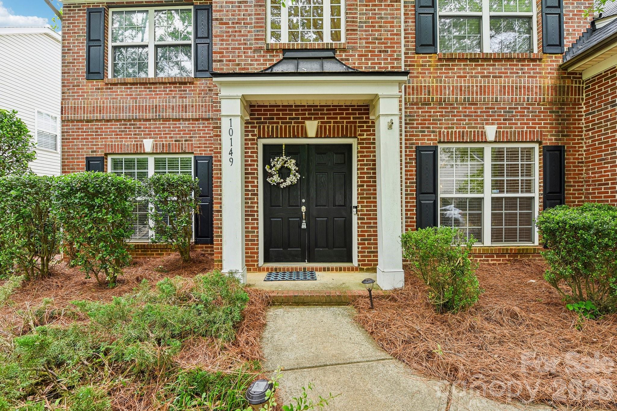10149 Barrands Lane — Charlotte