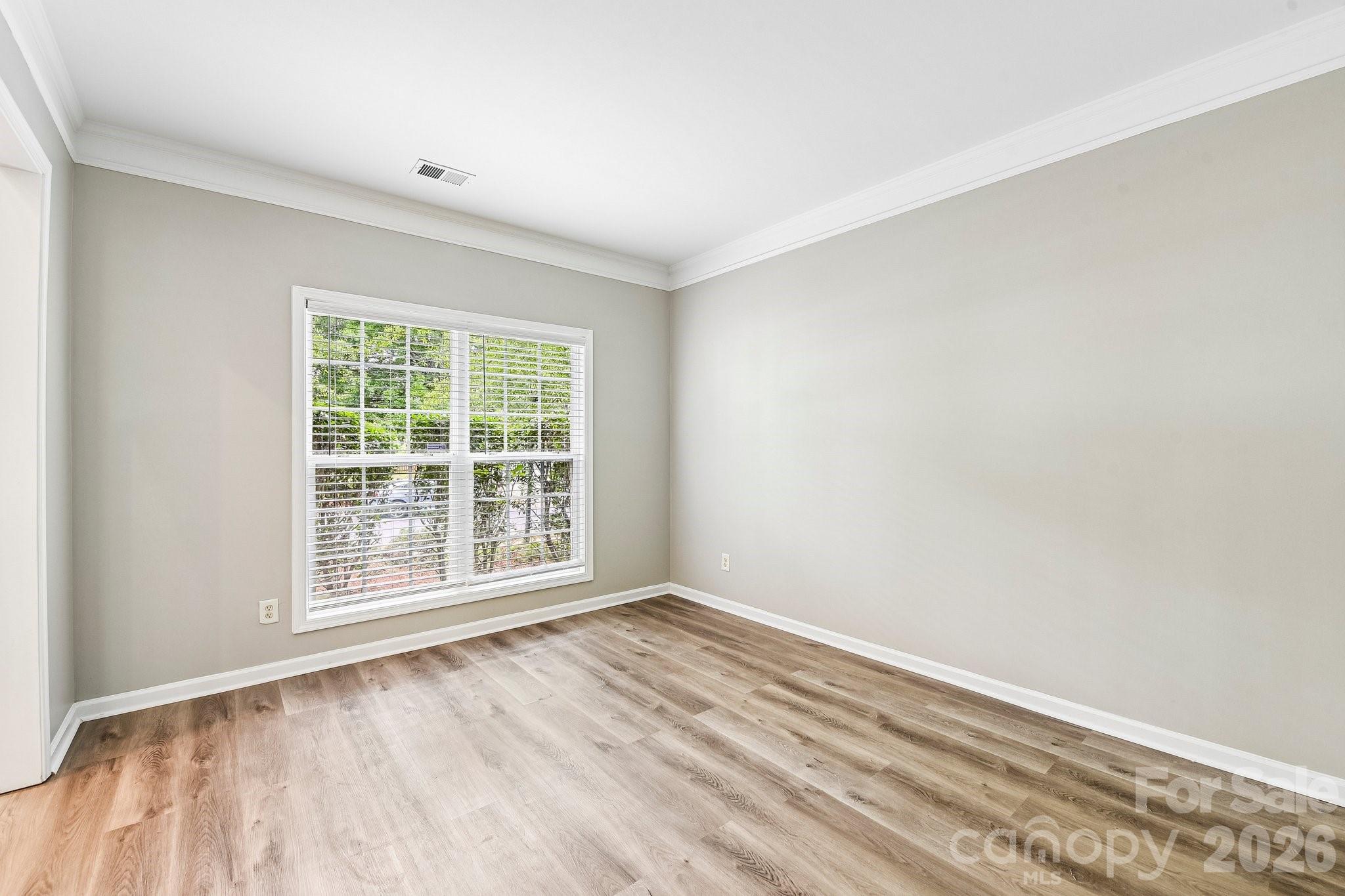 10149 Barrands Lane — Charlotte