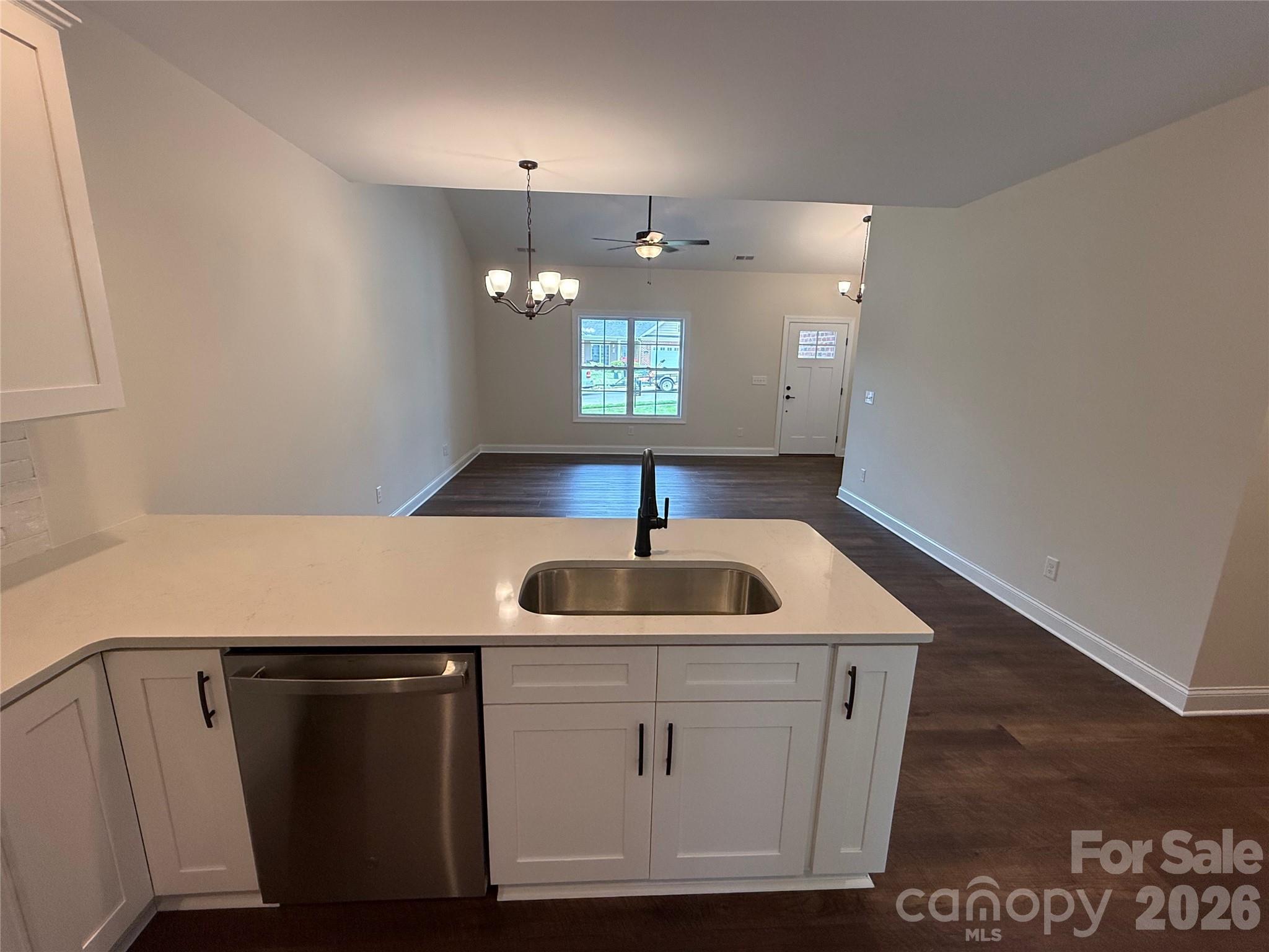105 Abbington Lane — Shelby
