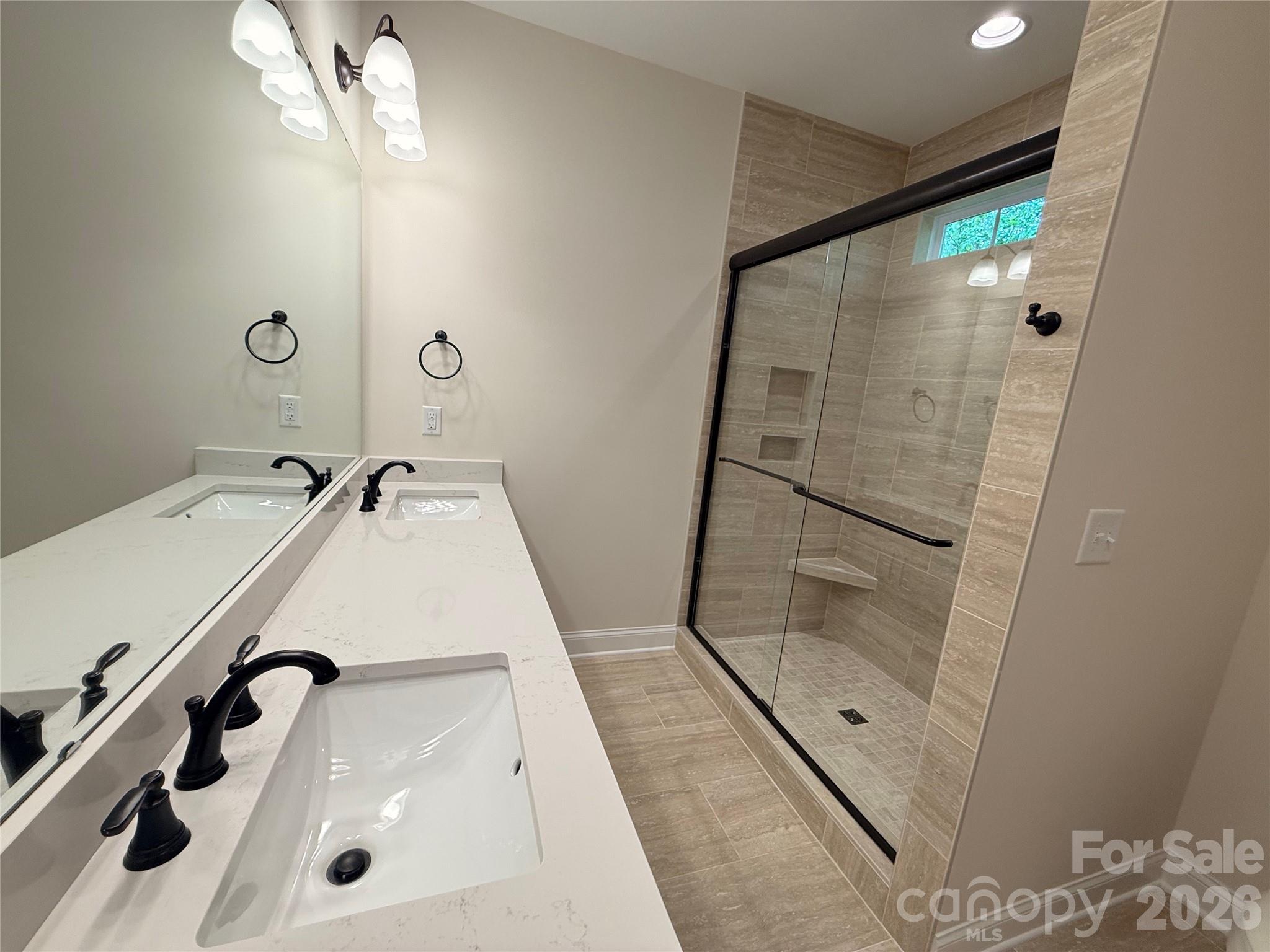 105 Abbington Lane — Shelby