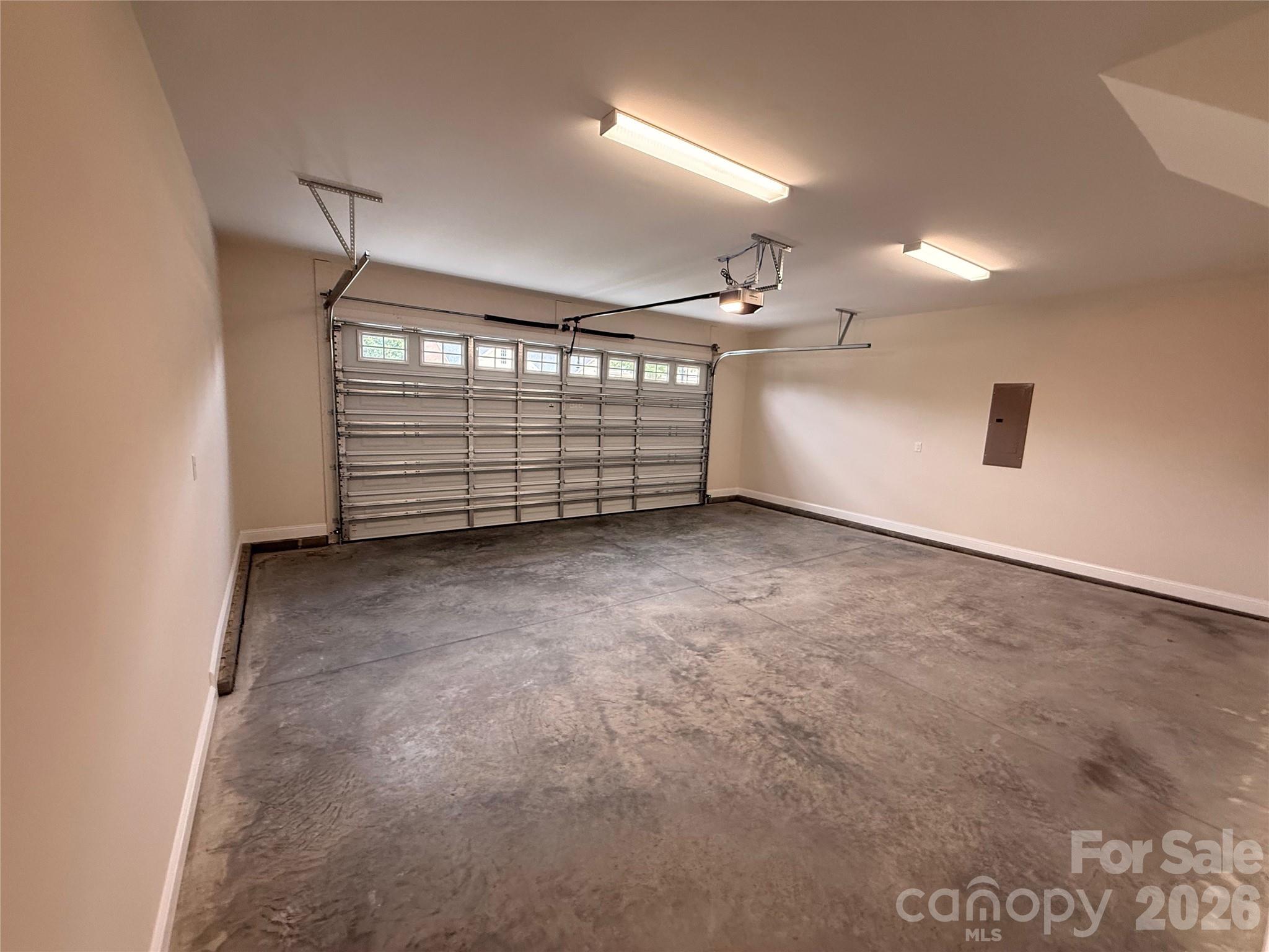 105 Abbington Lane — Shelby