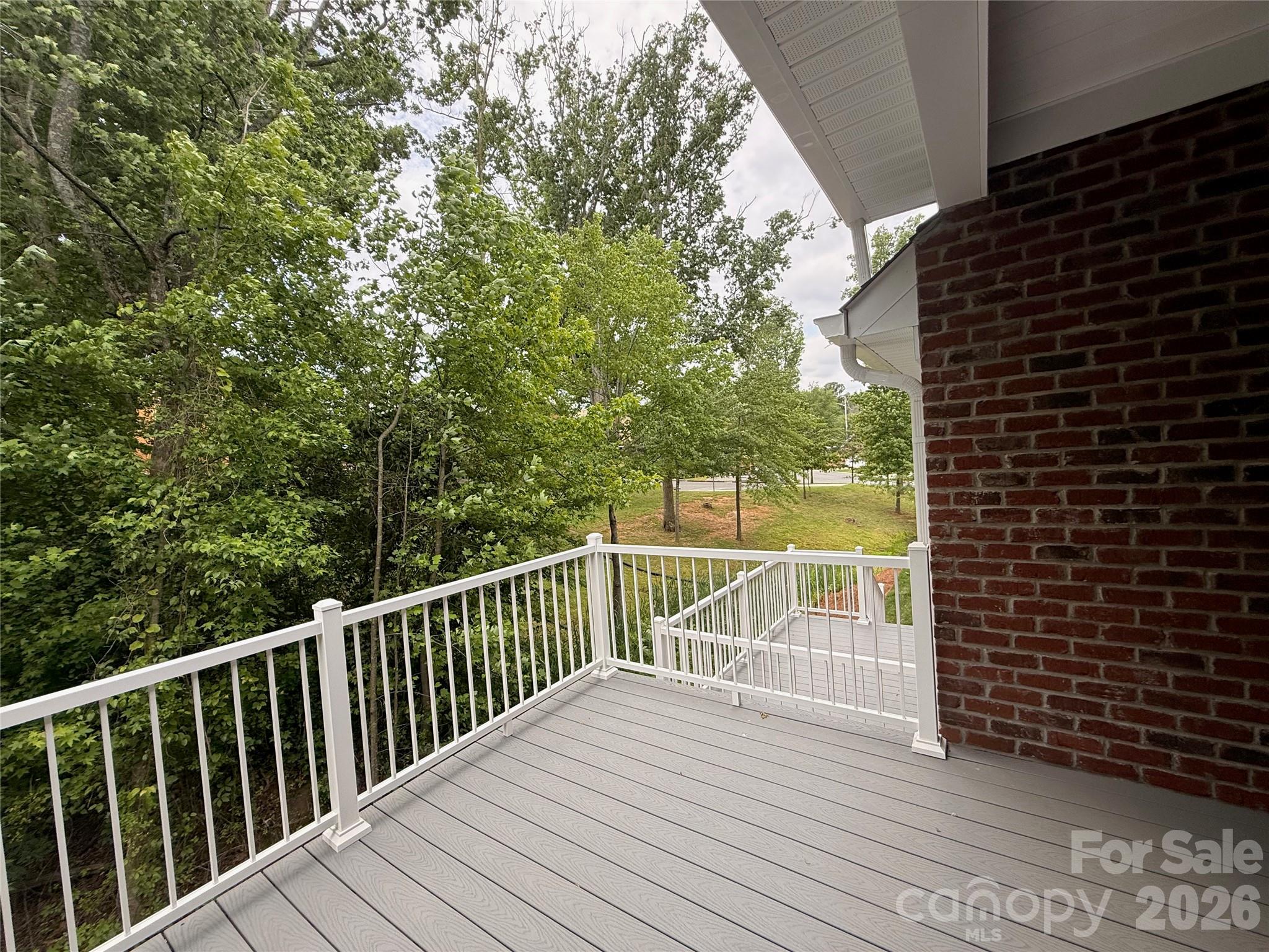105 Abbington Lane — Shelby