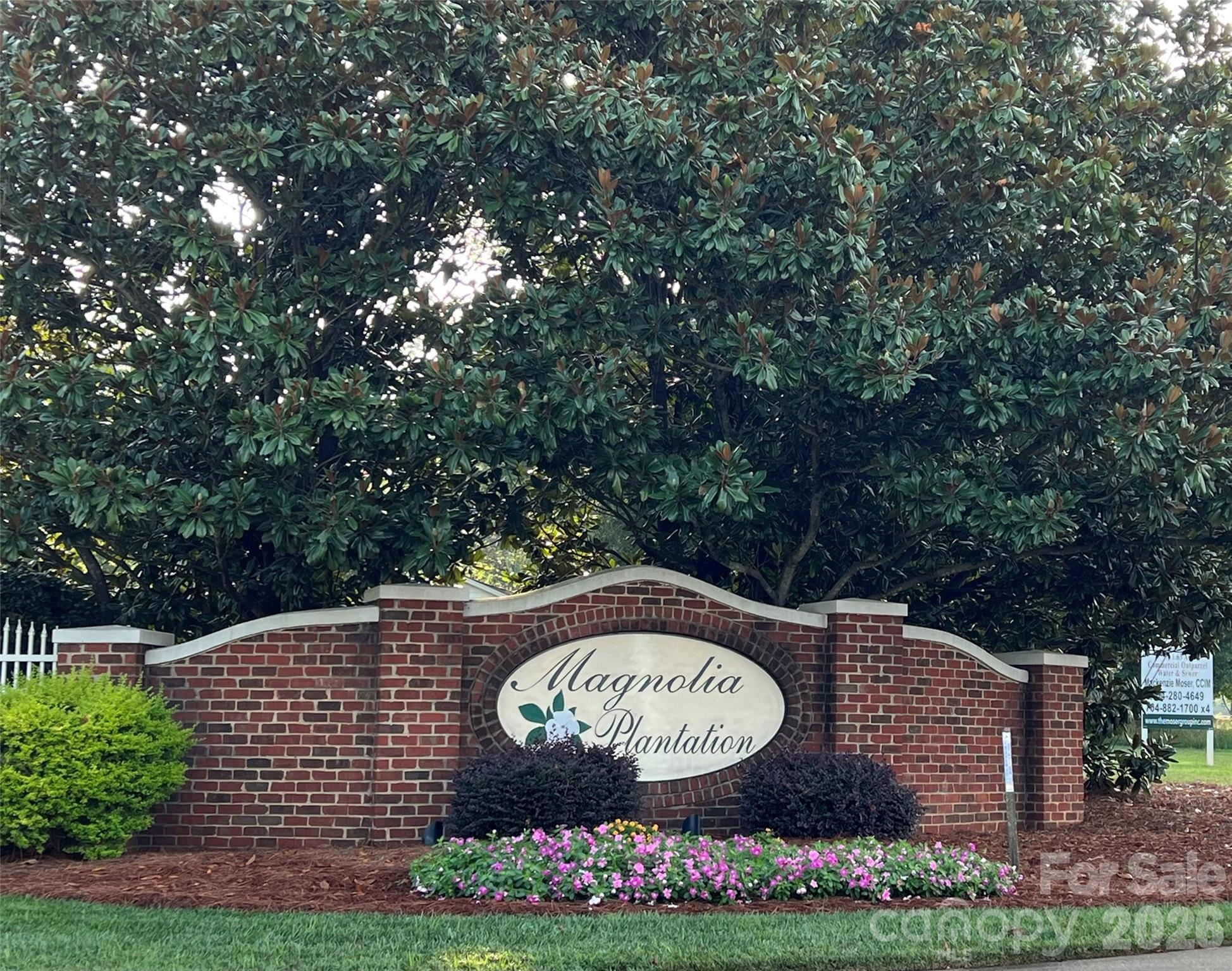 105 Abbington Lane — Shelby
