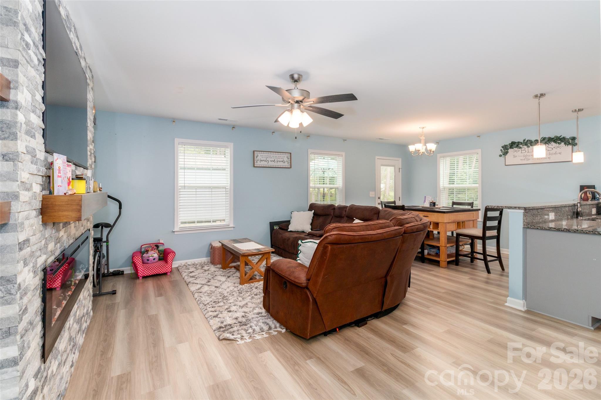 900 Providence Road #10 — Lancaster