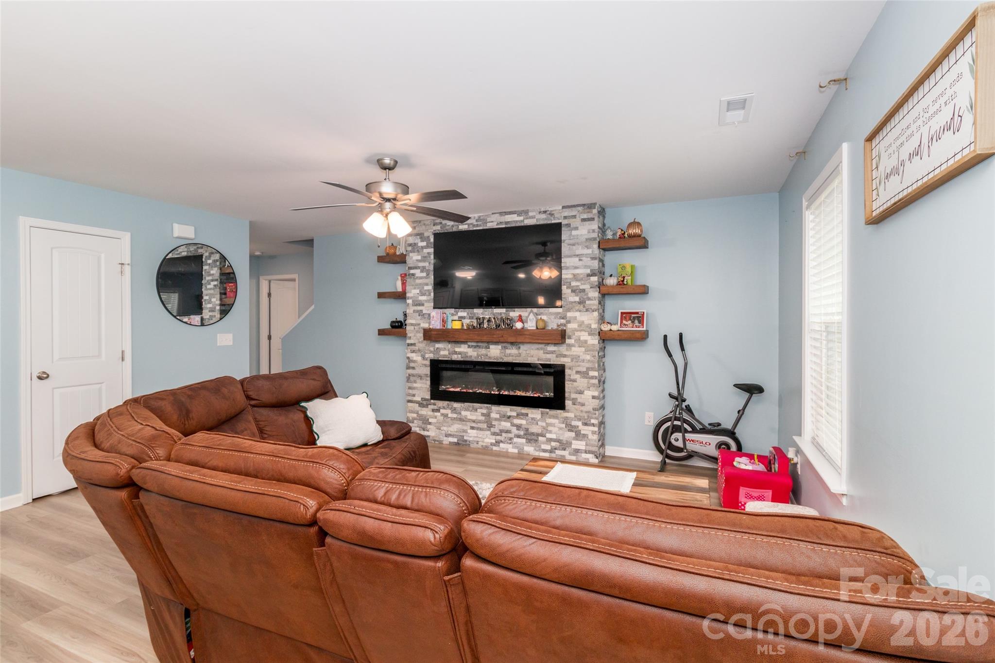 900 Providence Road #10 — Lancaster
