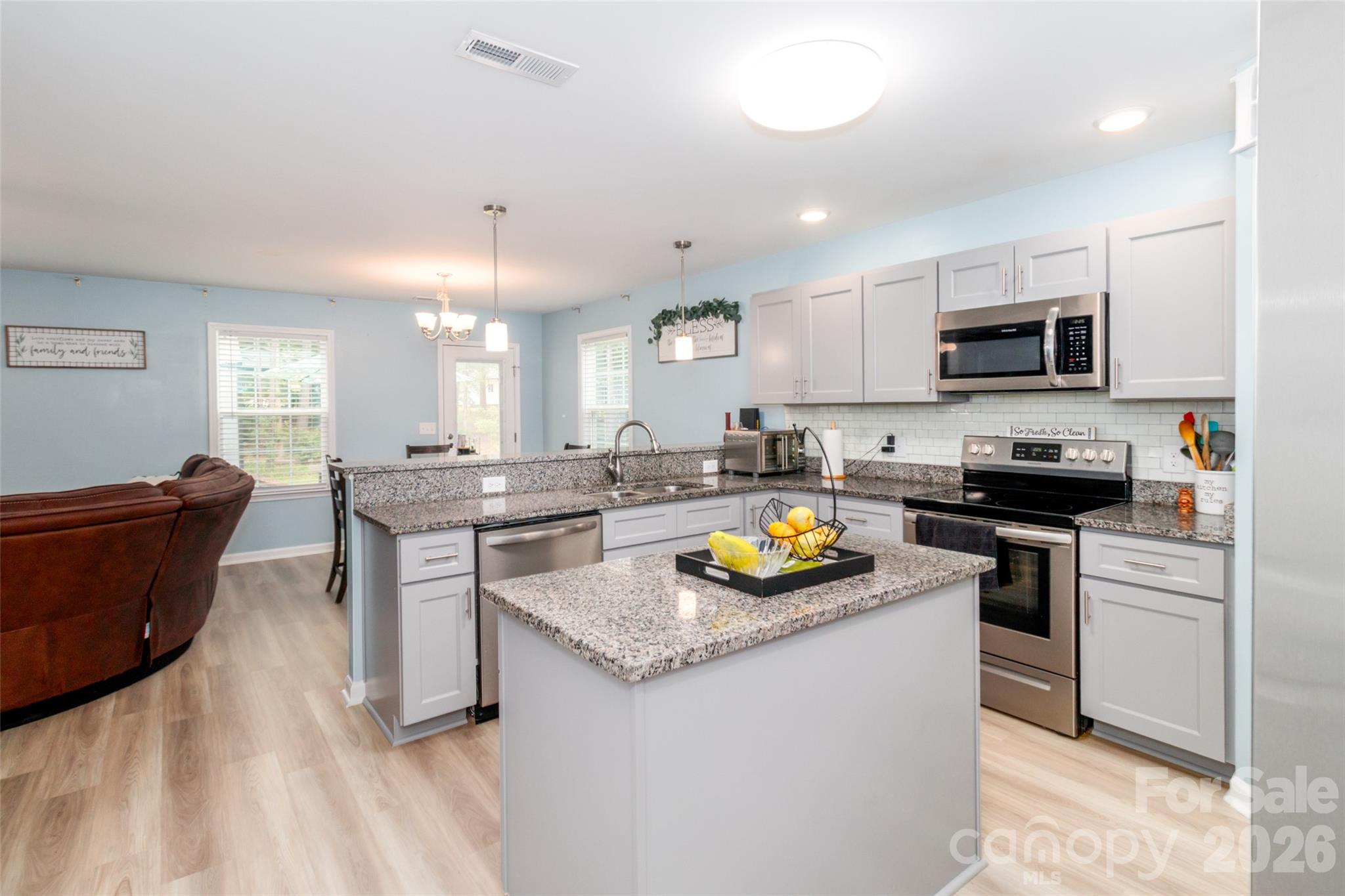 900 Providence Road #10 — Lancaster