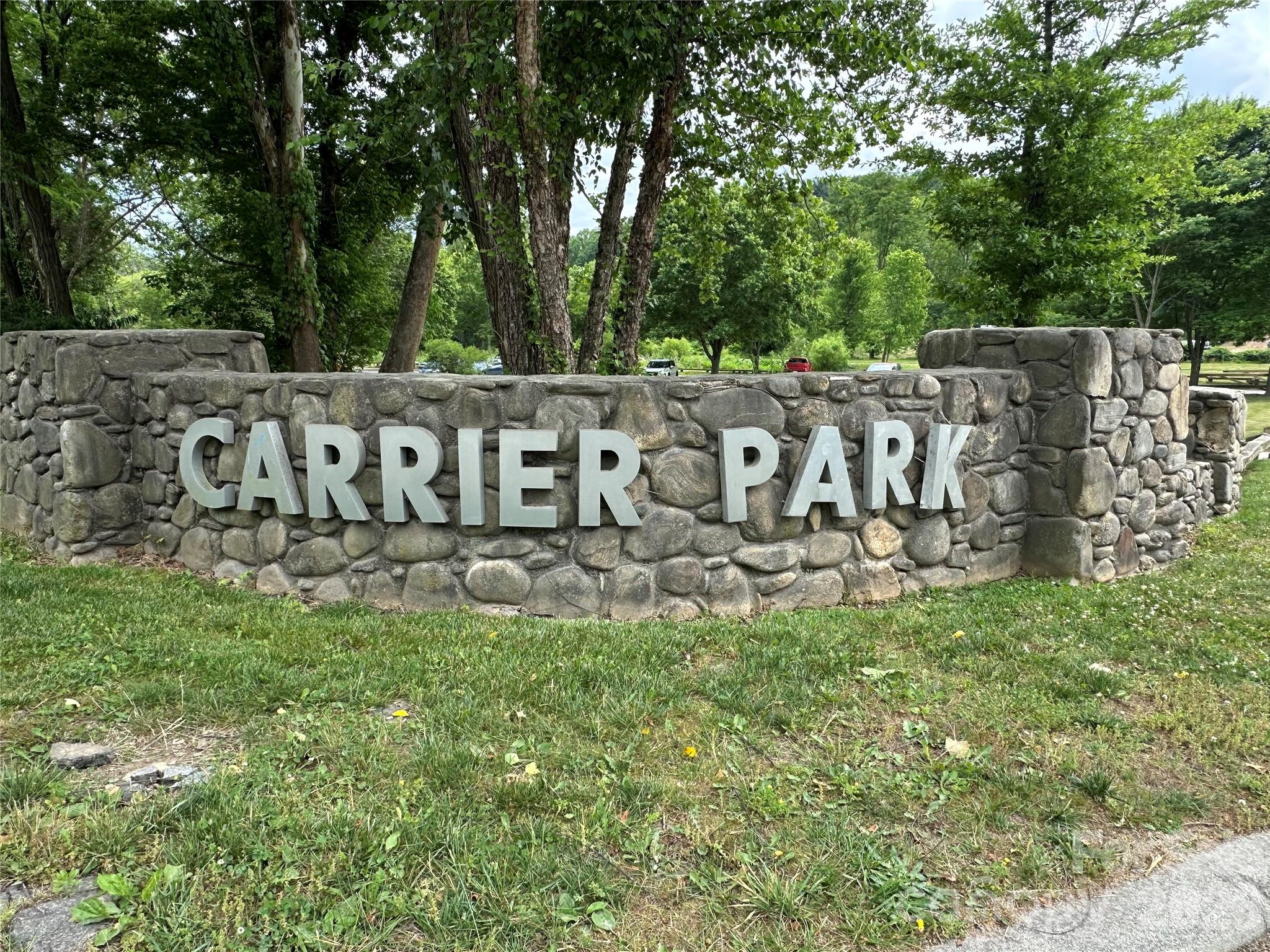 190 Joyner Avenue — Asheville