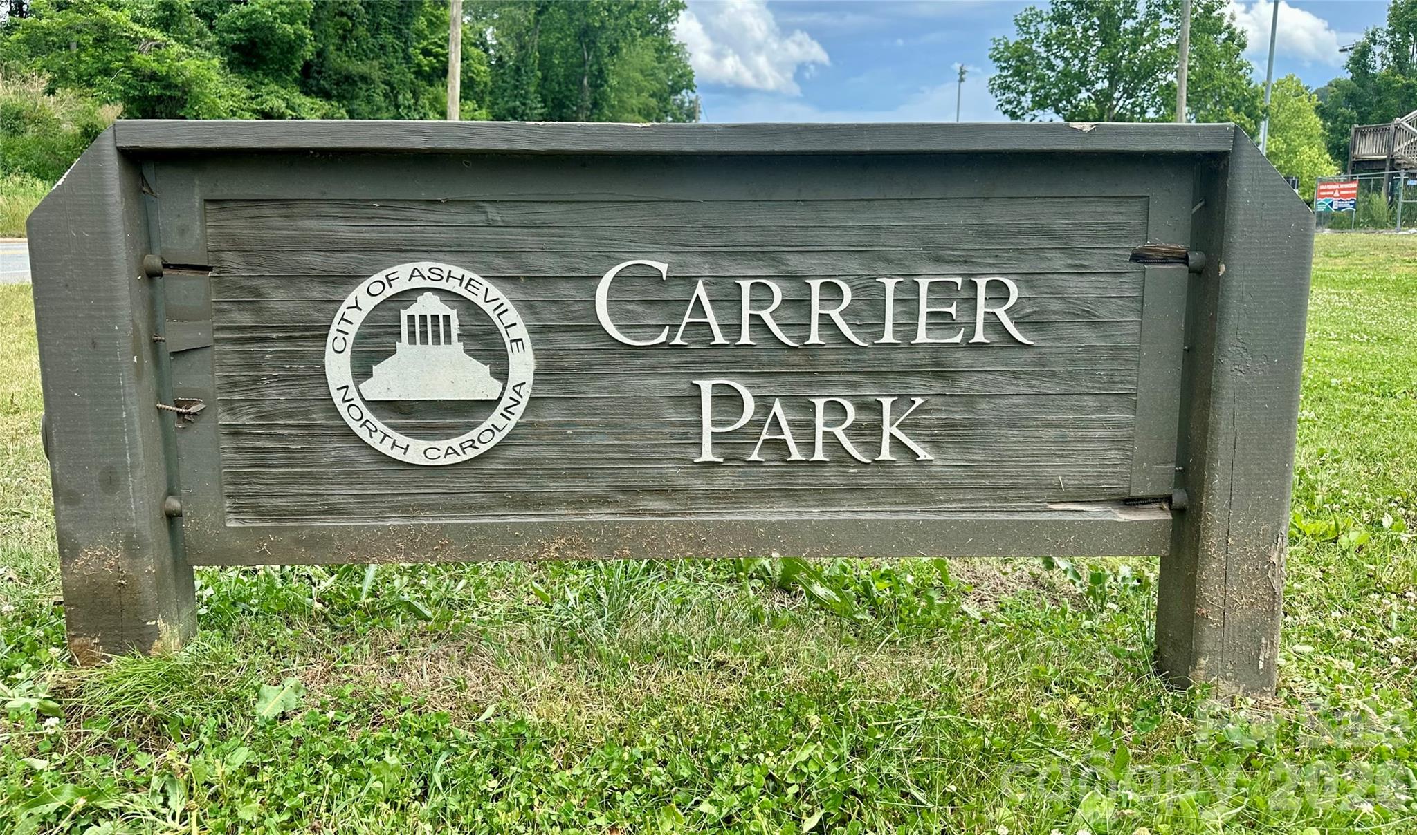 190 Joyner Avenue — Asheville