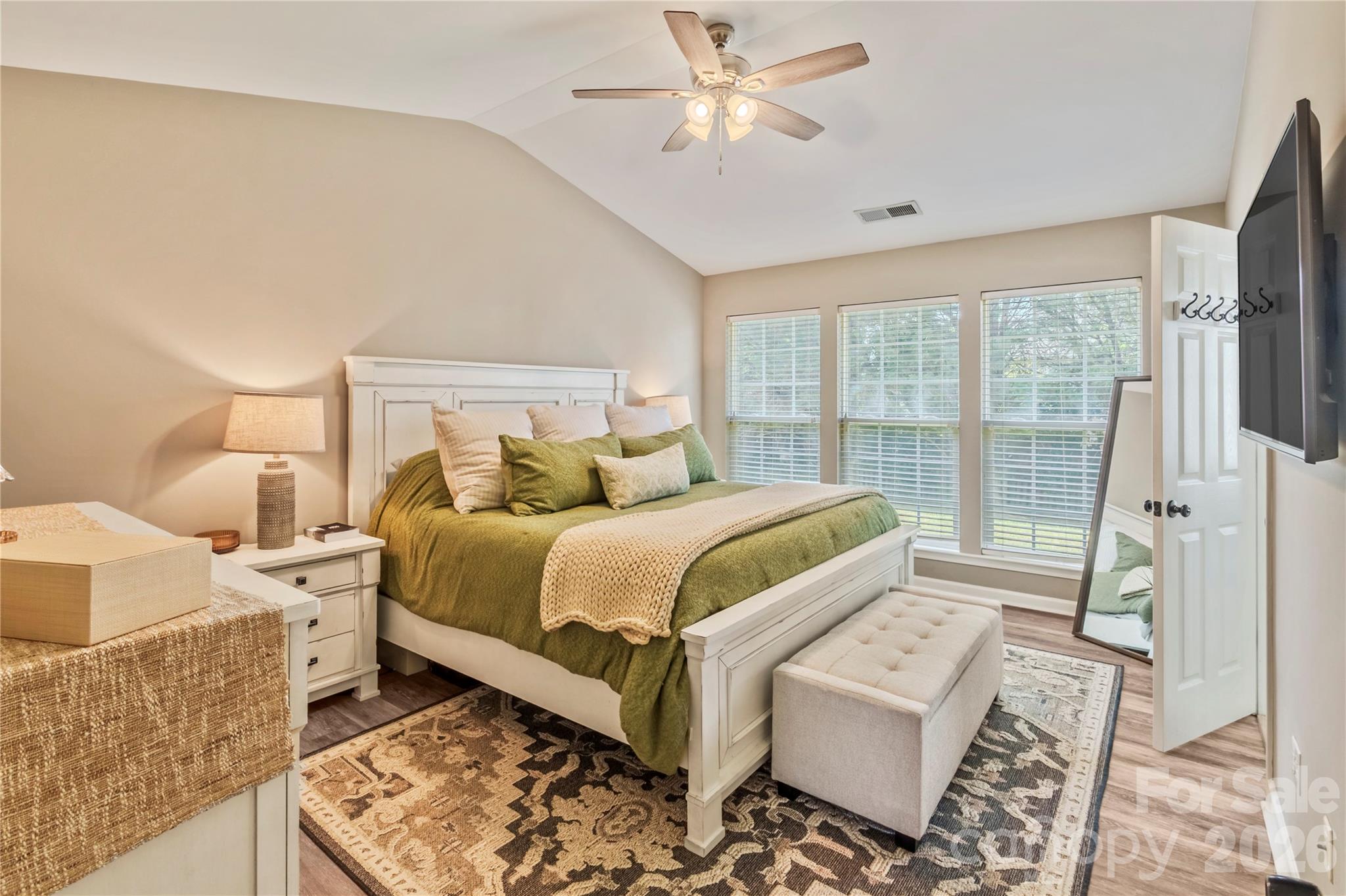 9400 Shepparton Drive — Huntersville