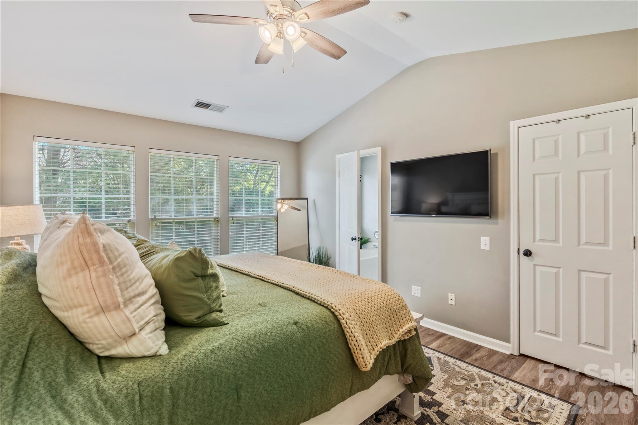 9400 Shepparton Drive — Huntersville