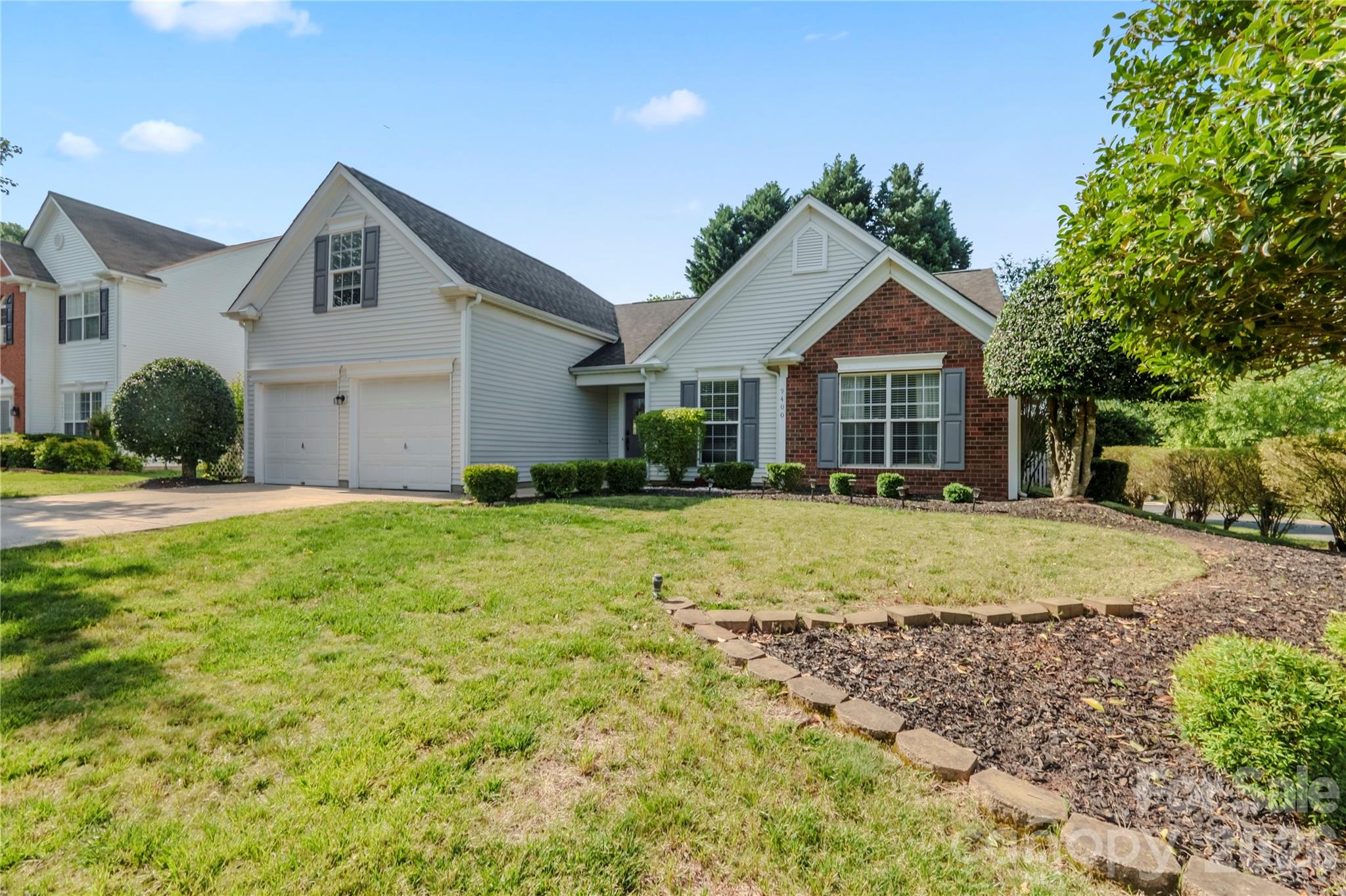 9400 Shepparton Drive — Huntersville