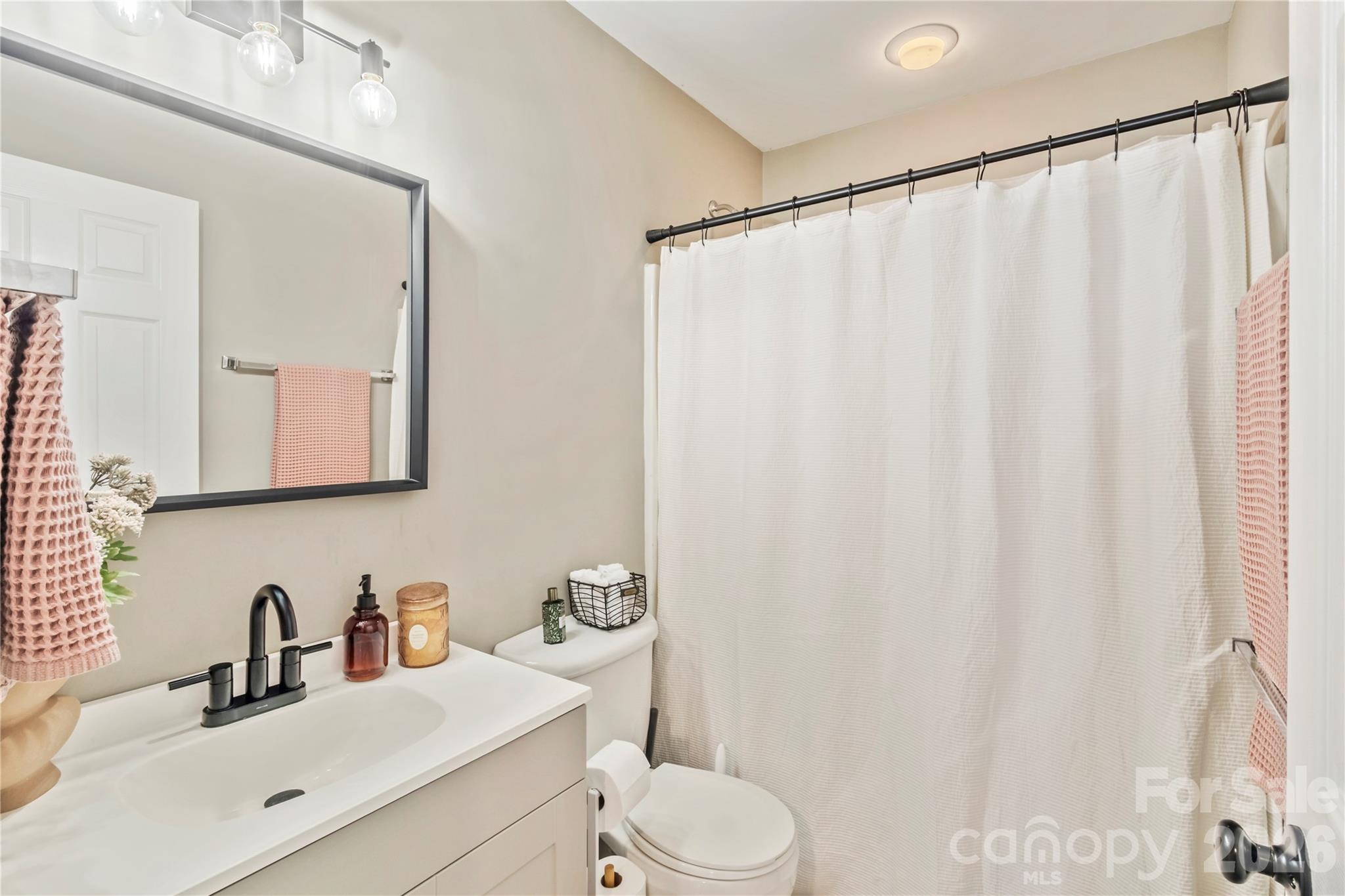 9400 Shepparton Drive — Huntersville