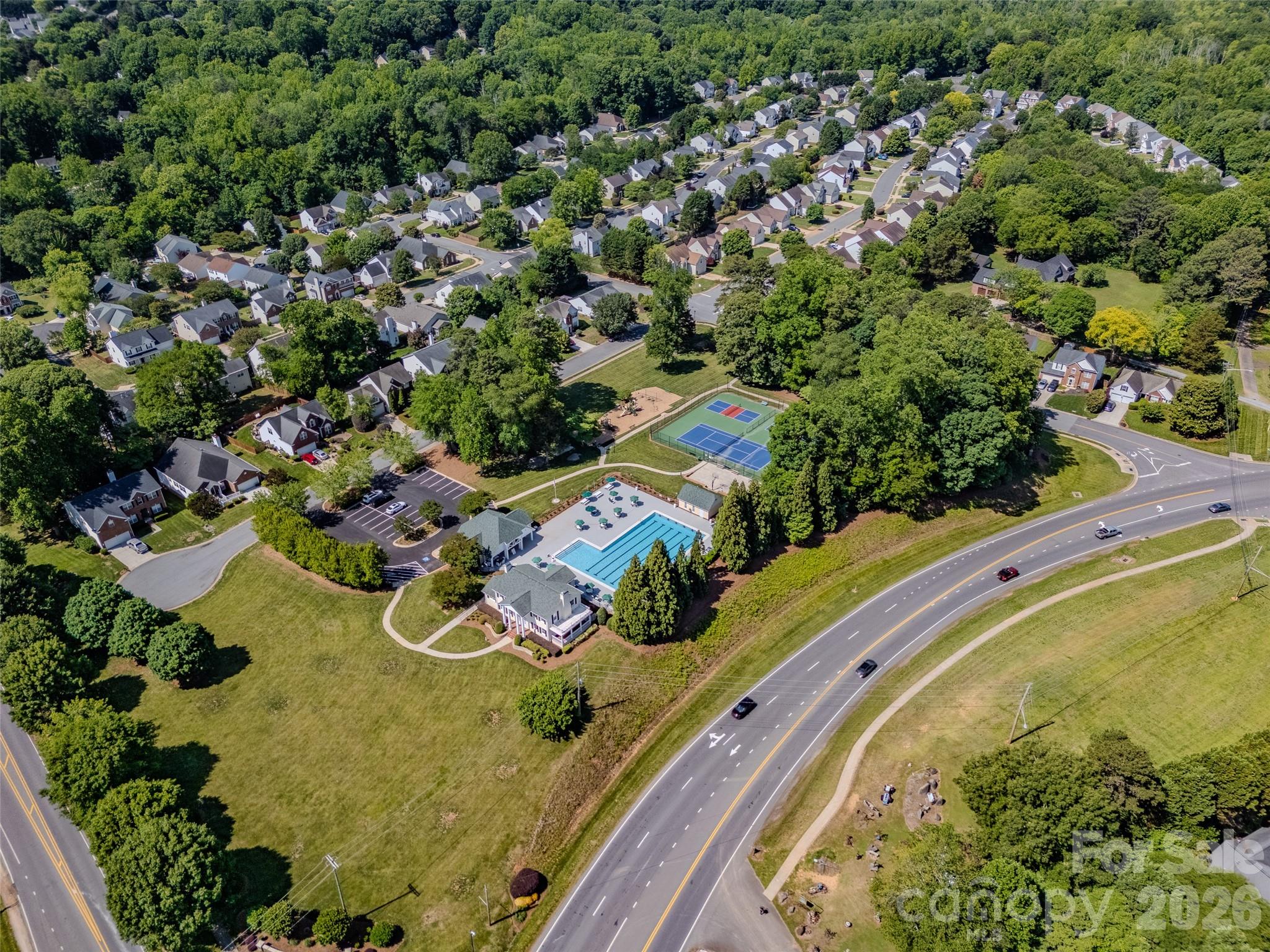 9400 Shepparton Drive — Huntersville