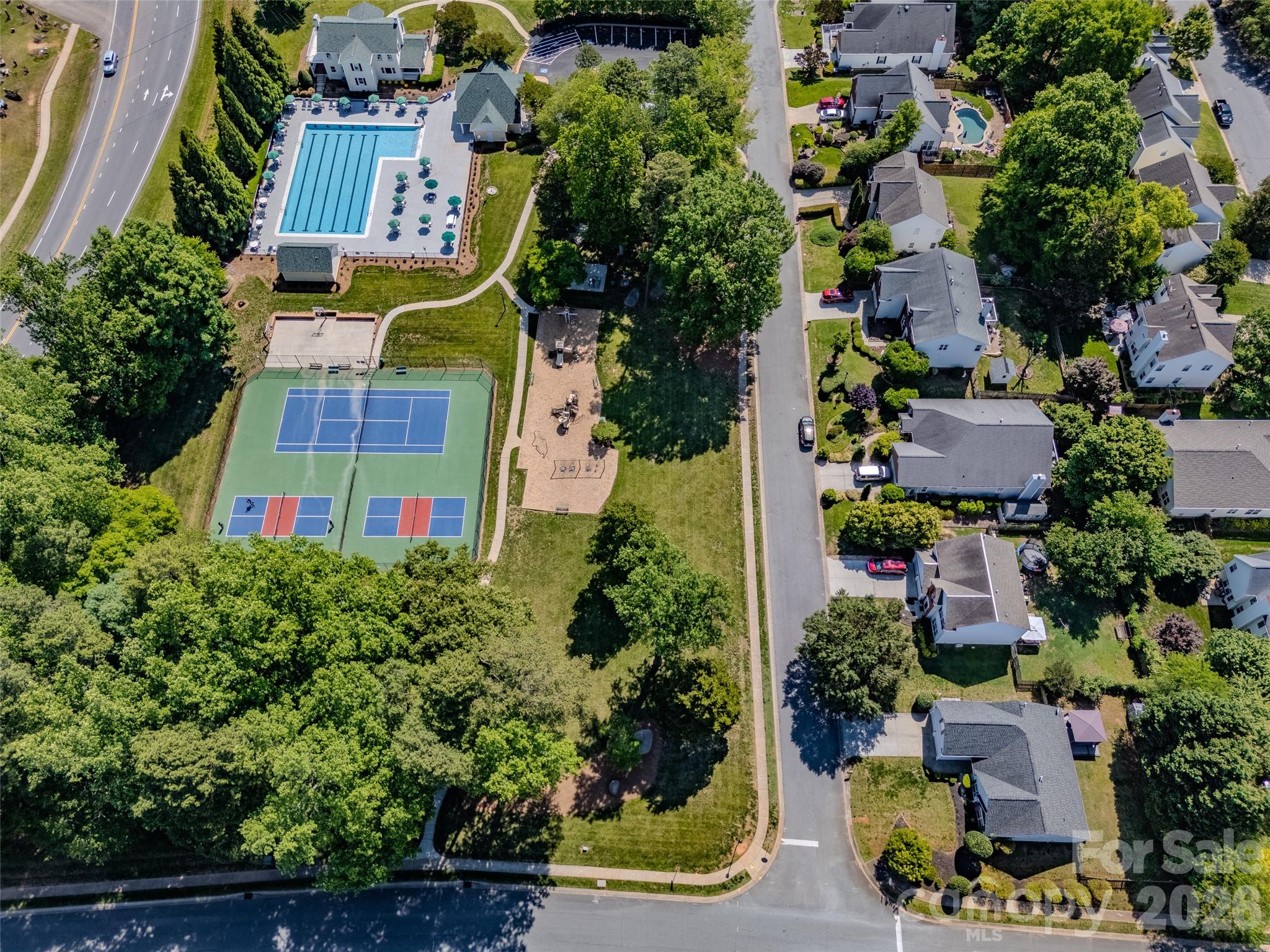 9400 Shepparton Drive — Huntersville