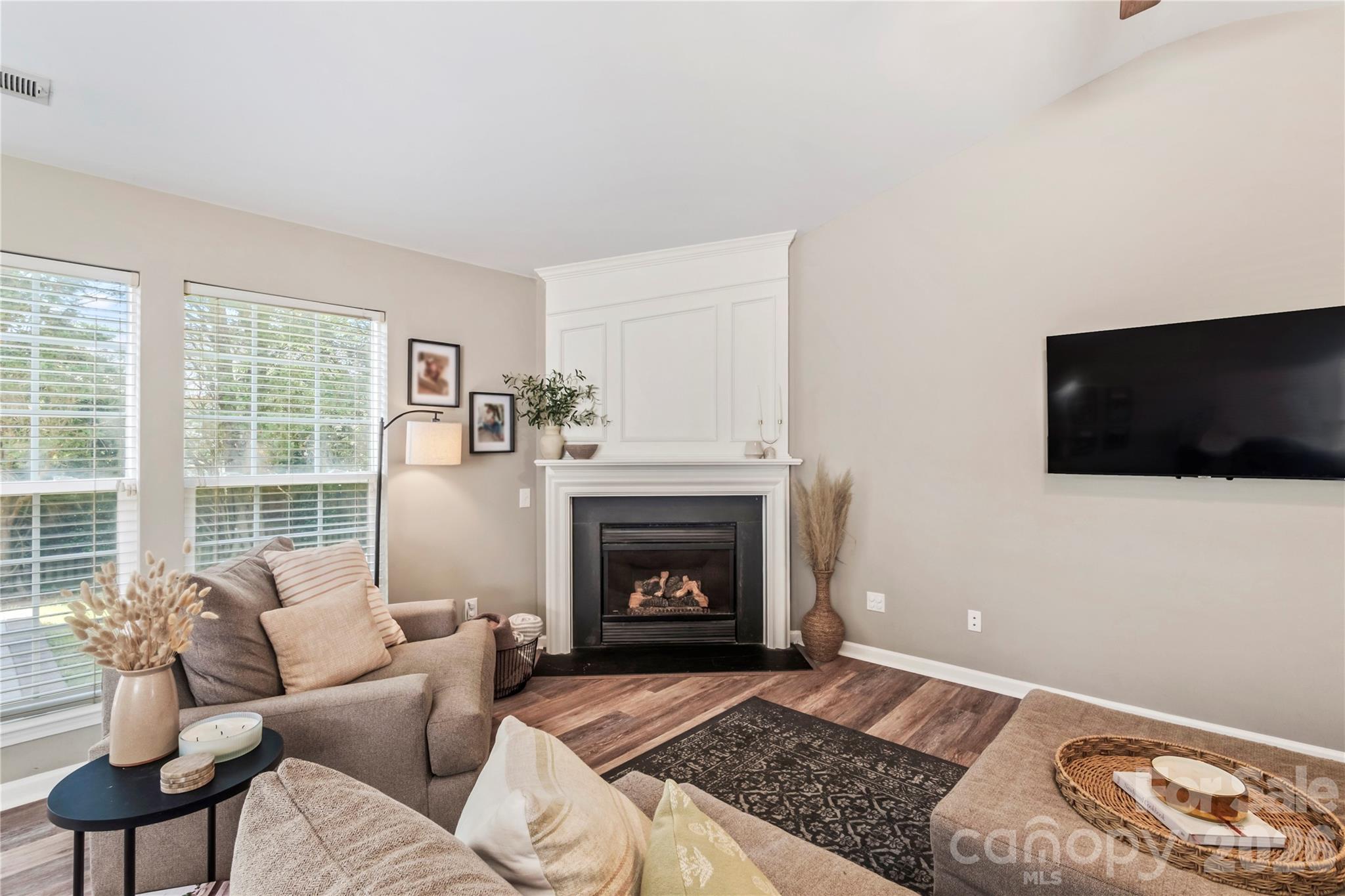 9400 Shepparton Drive — Huntersville