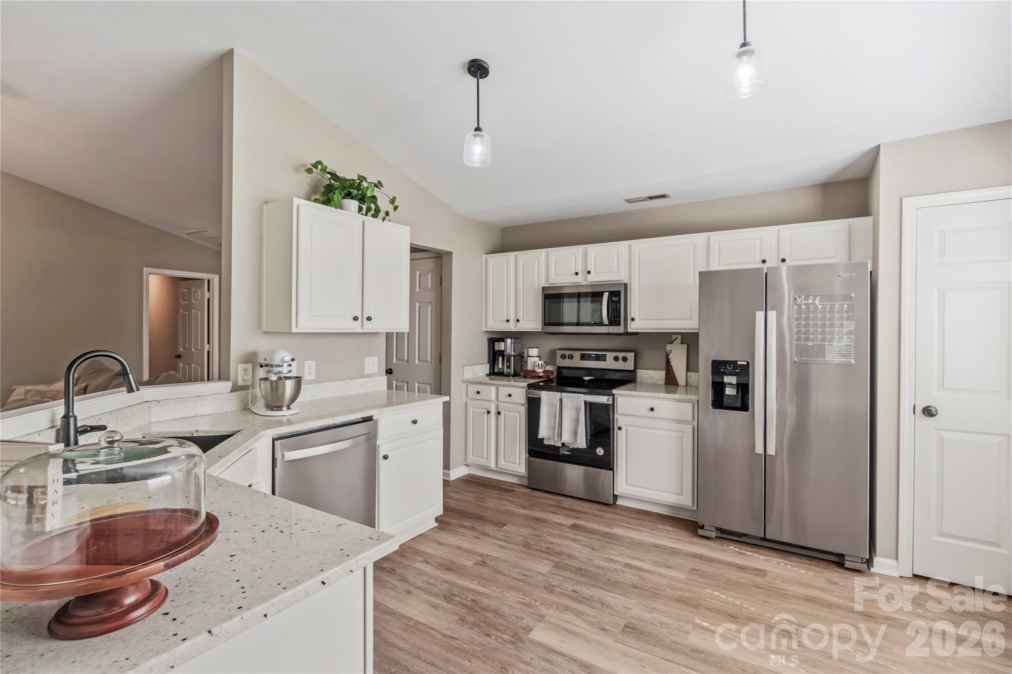 9400 Shepparton Drive — Huntersville