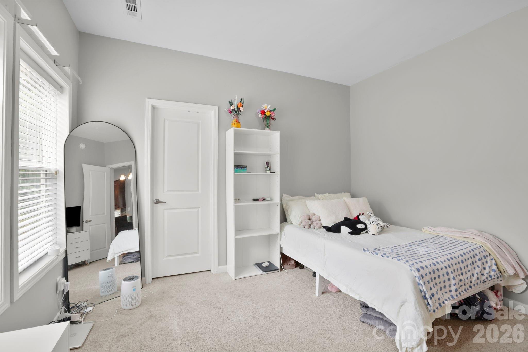 127 Cairens Ridge Drive — Mills River