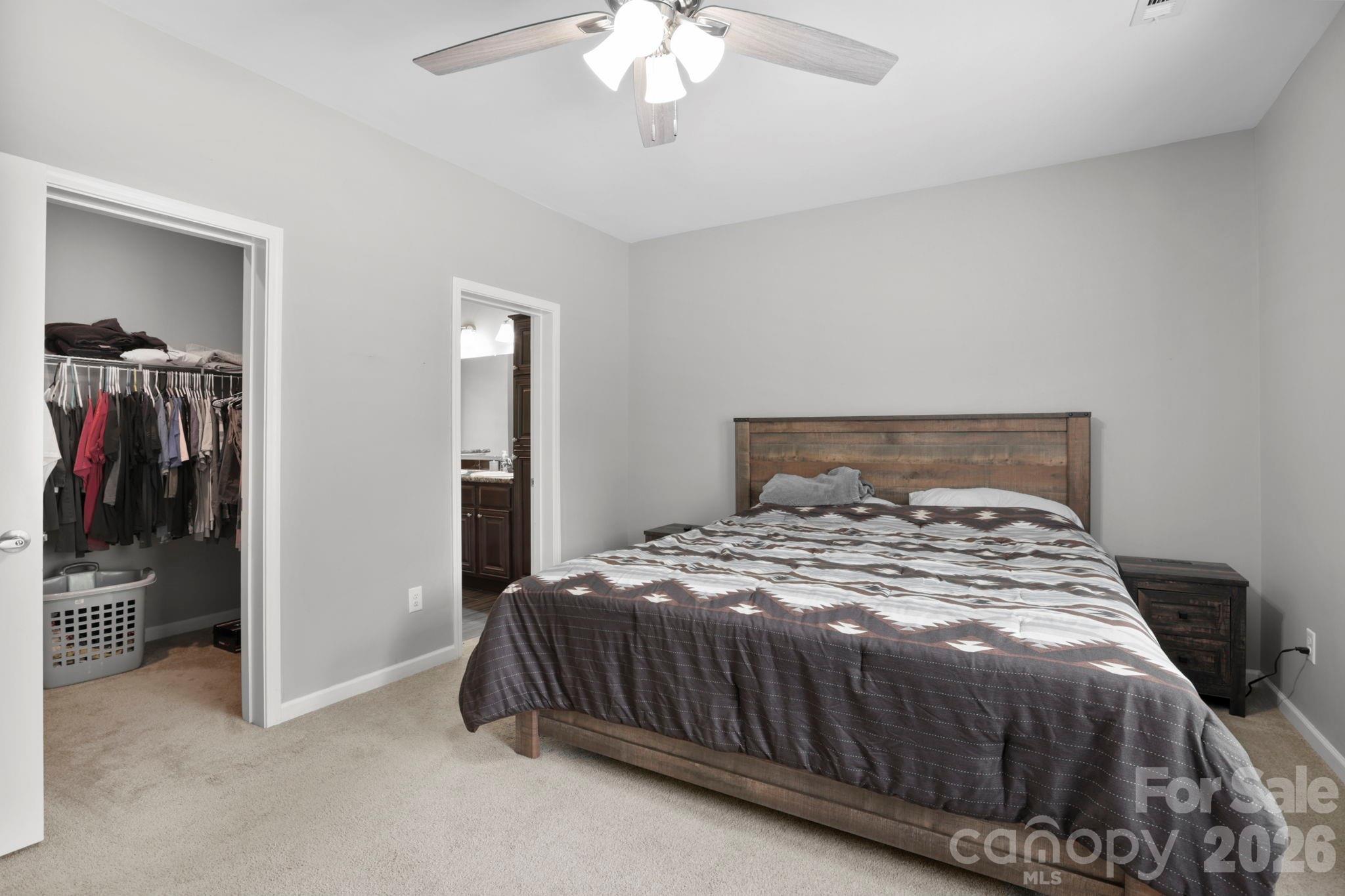 127 Cairens Ridge Drive — Mills River