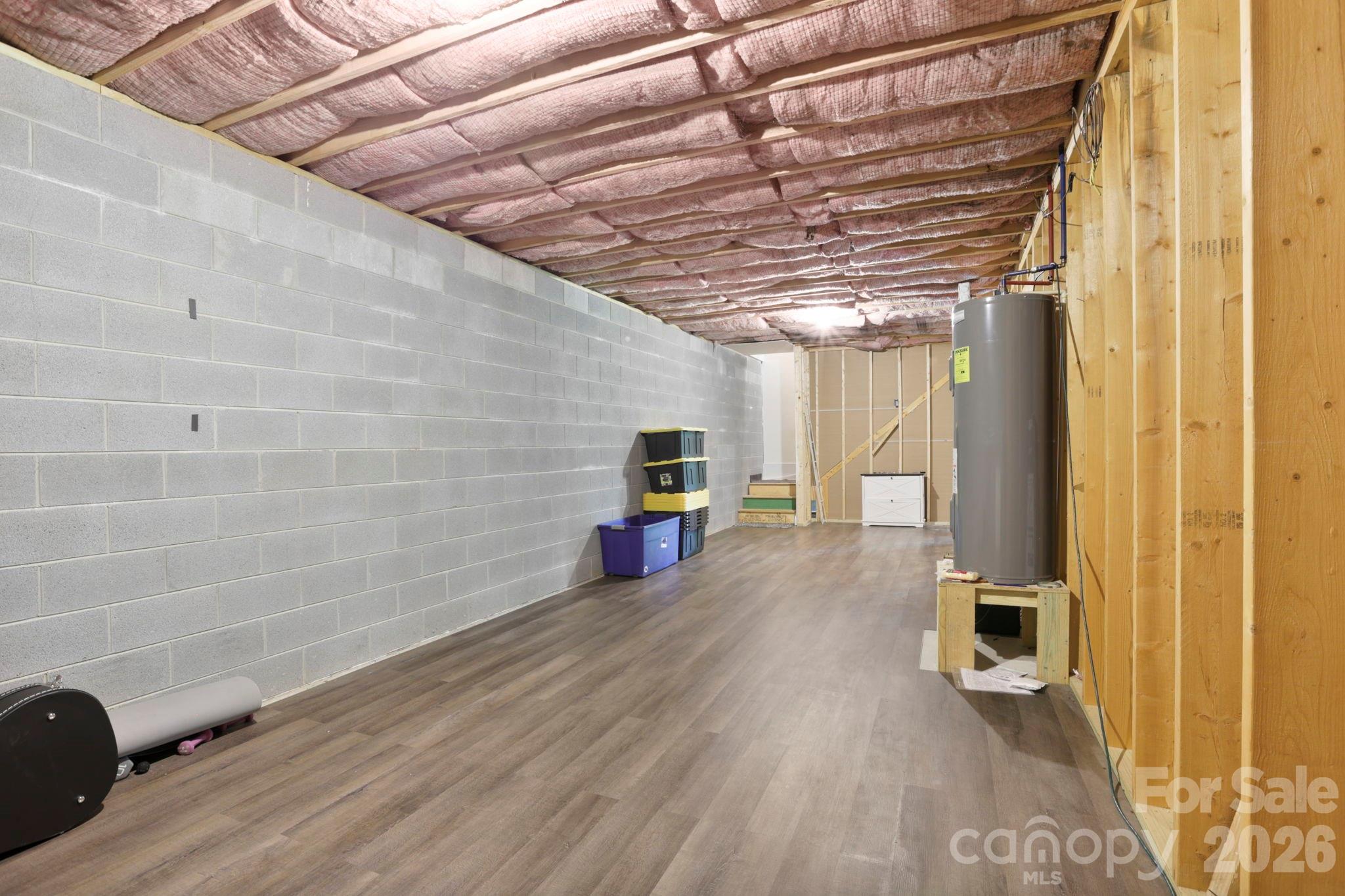 127 Cairens Ridge Drive — Mills River