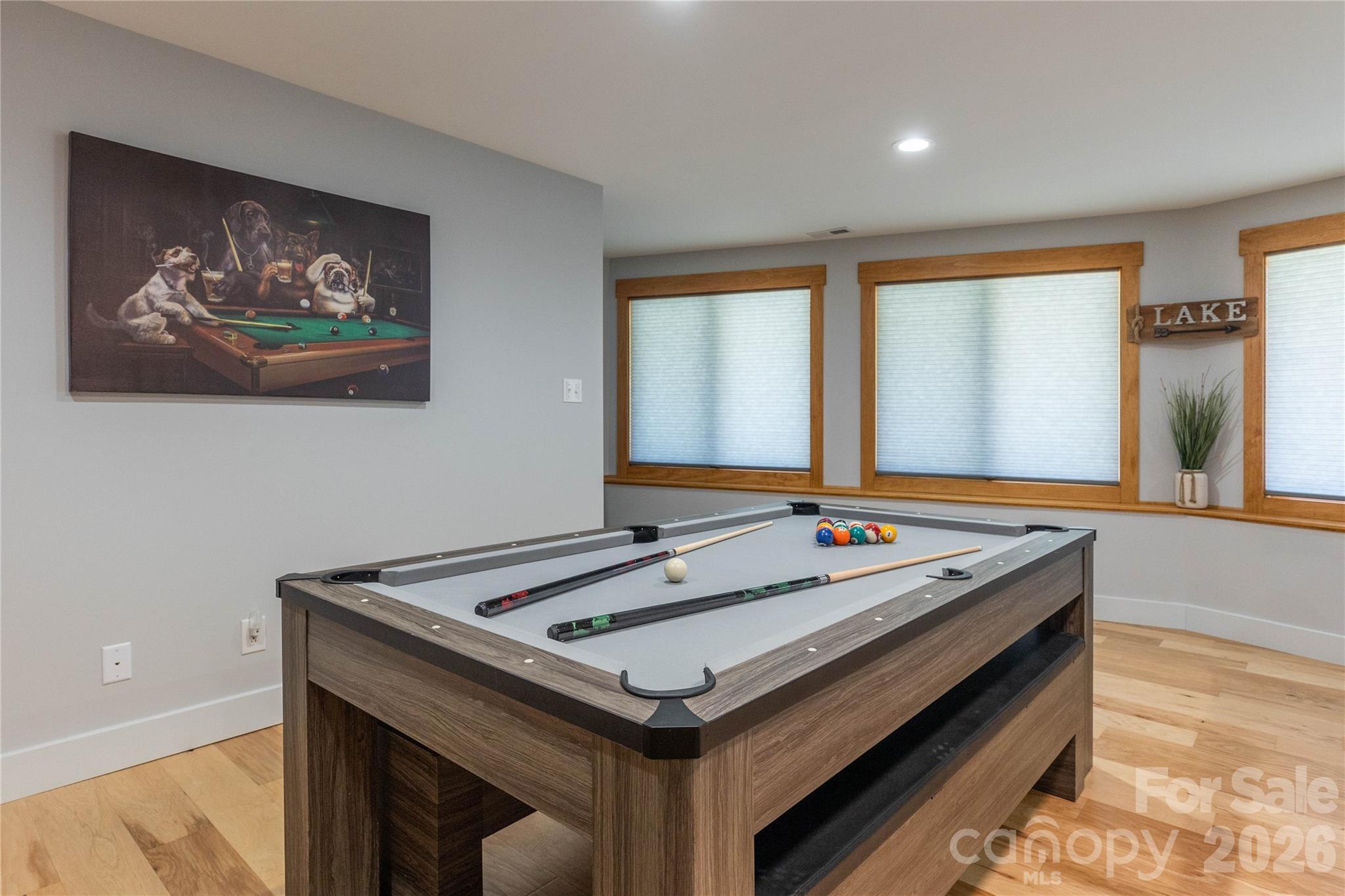 8745 Lake James Road — Nebo