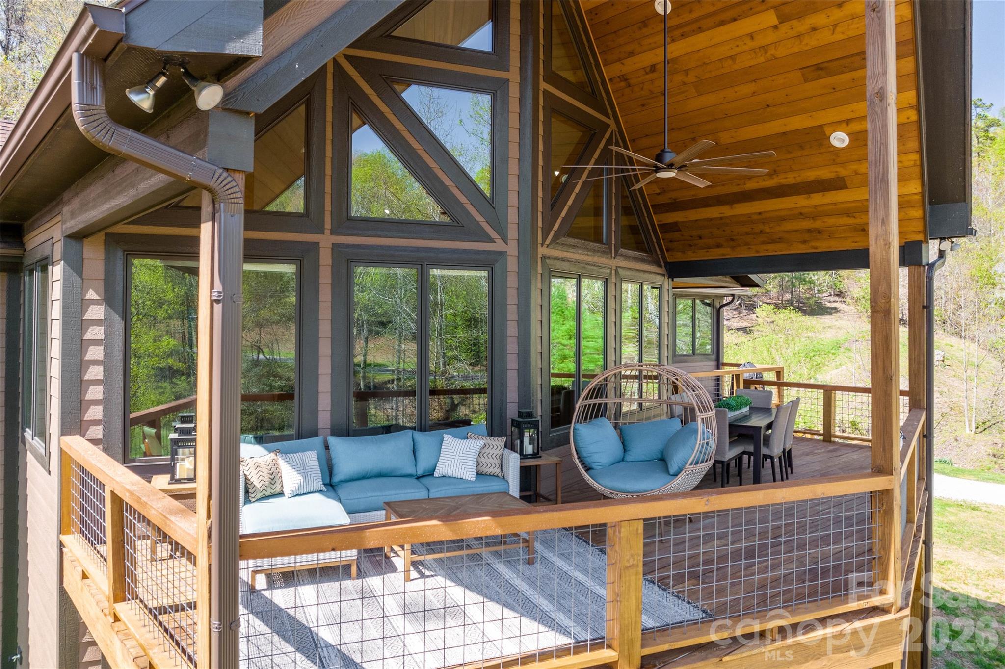 8745 Lake James Road — Nebo