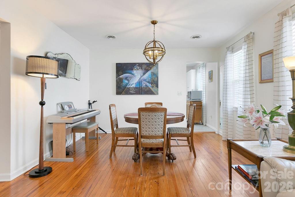 36 S Oaklawn Avenue — Brevard