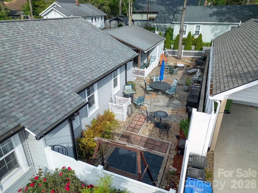 36 S Oaklawn Avenue — Brevard