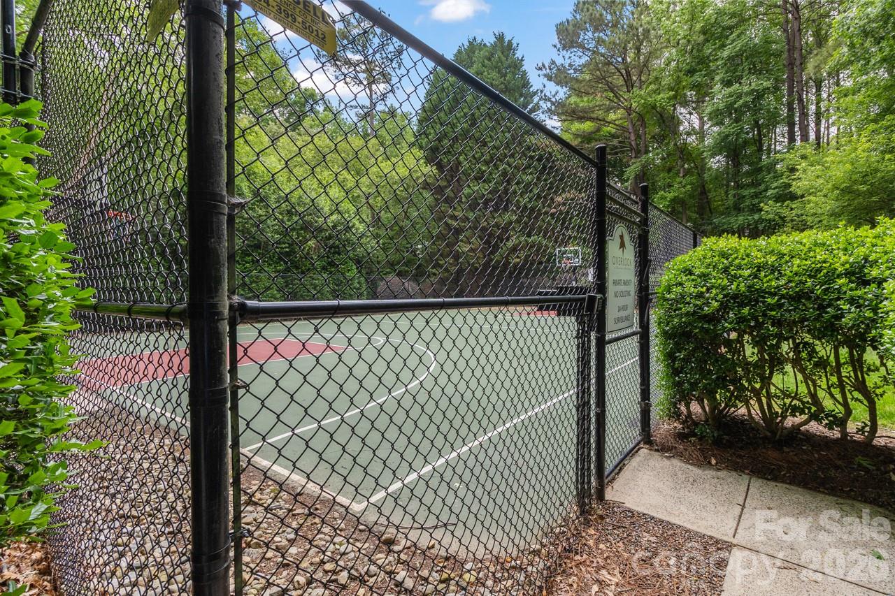 4415 Everclear Court — Charlotte