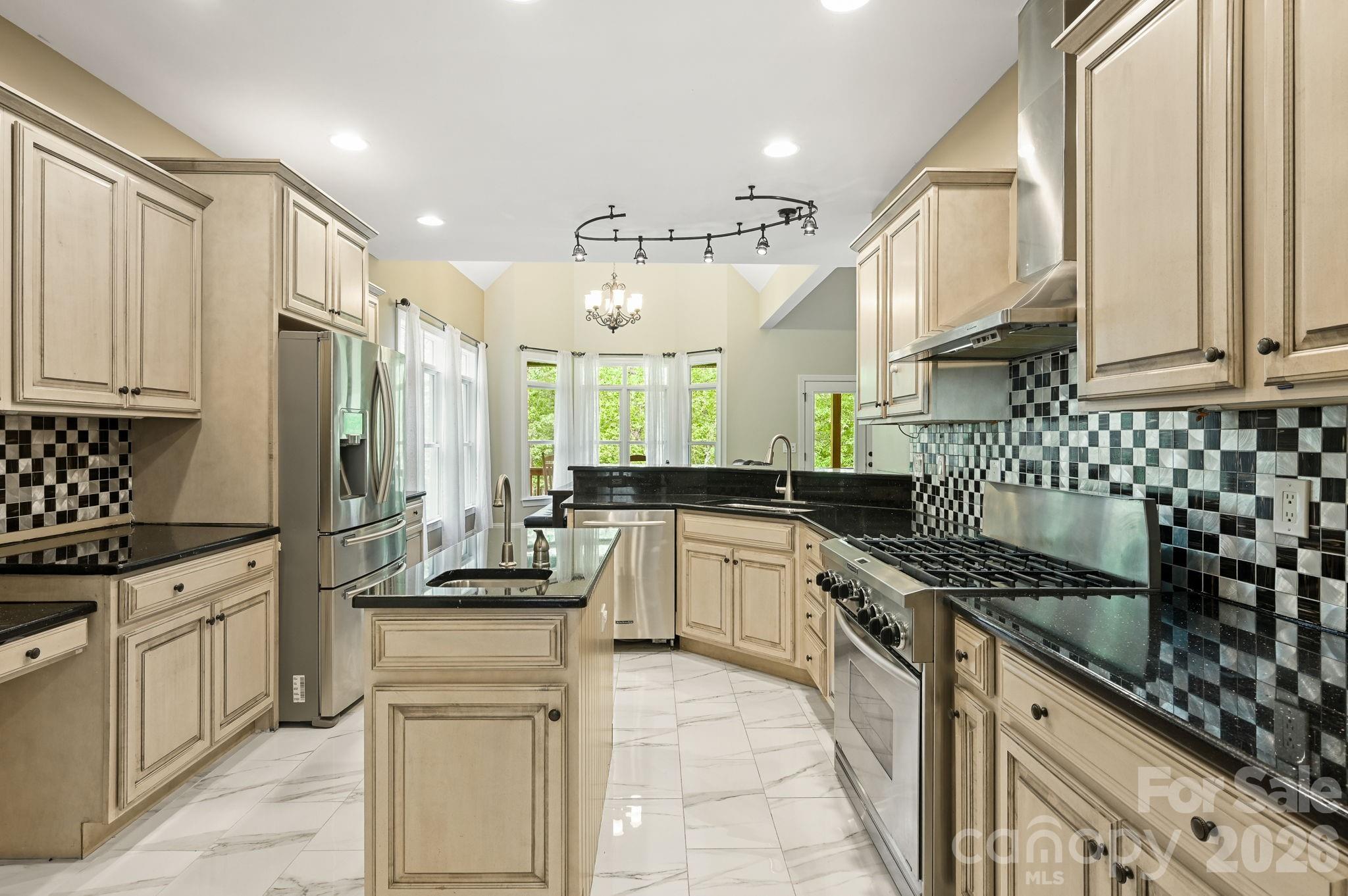314 Woodland Drive — Swannanoa