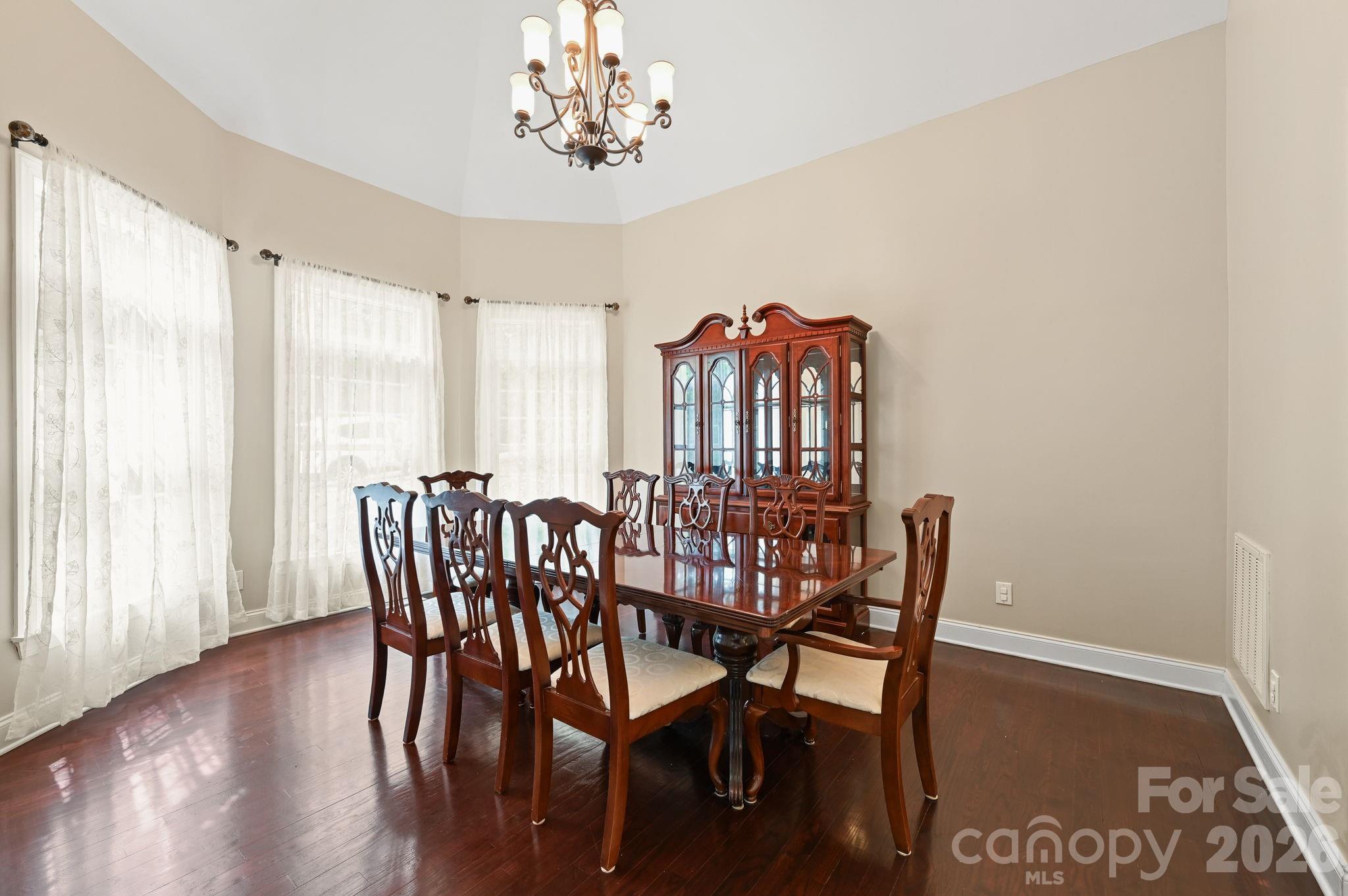 314 Woodland Drive — Swannanoa
